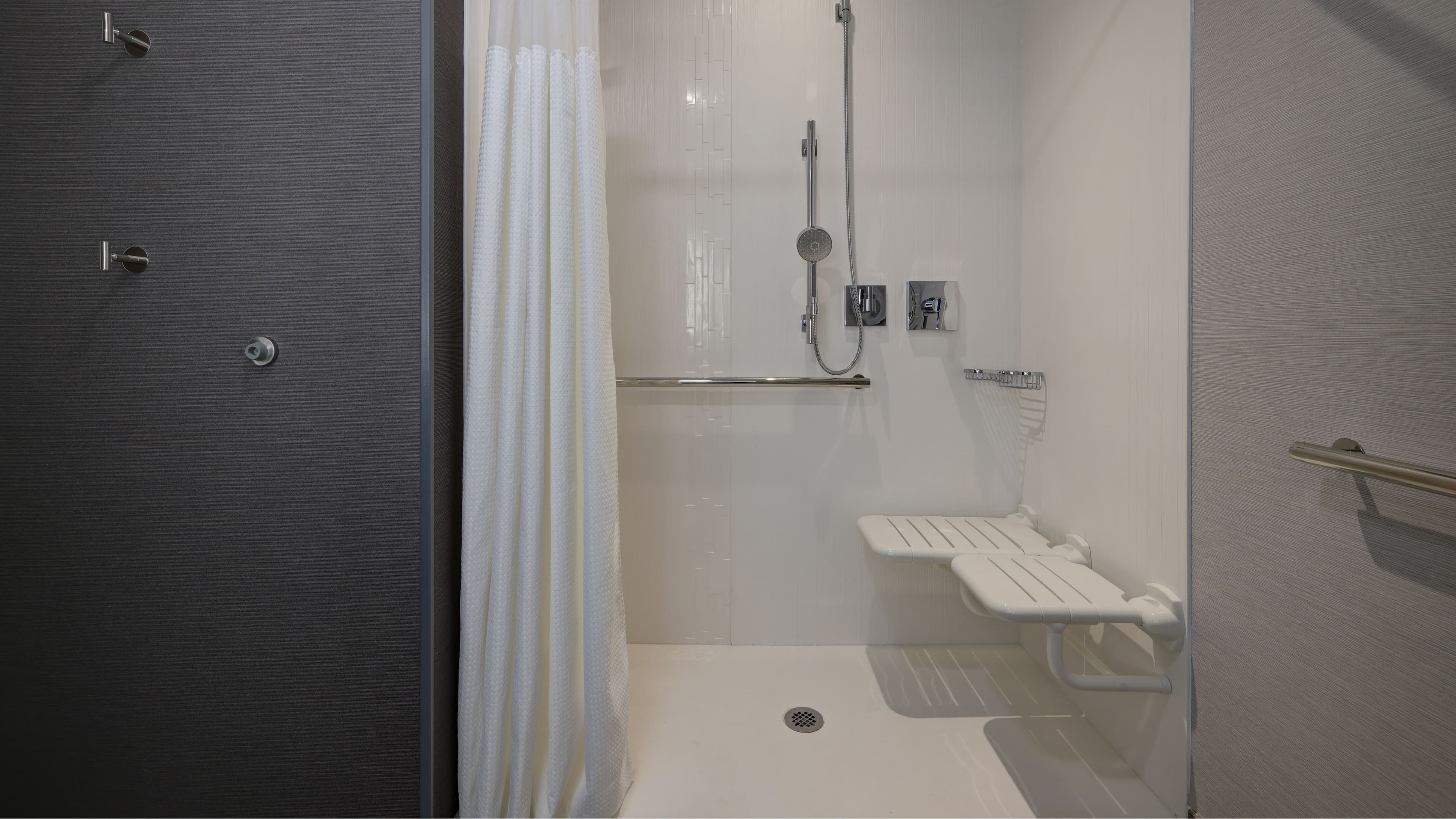 Staybridge Suites Iowa City - Coralville — 26