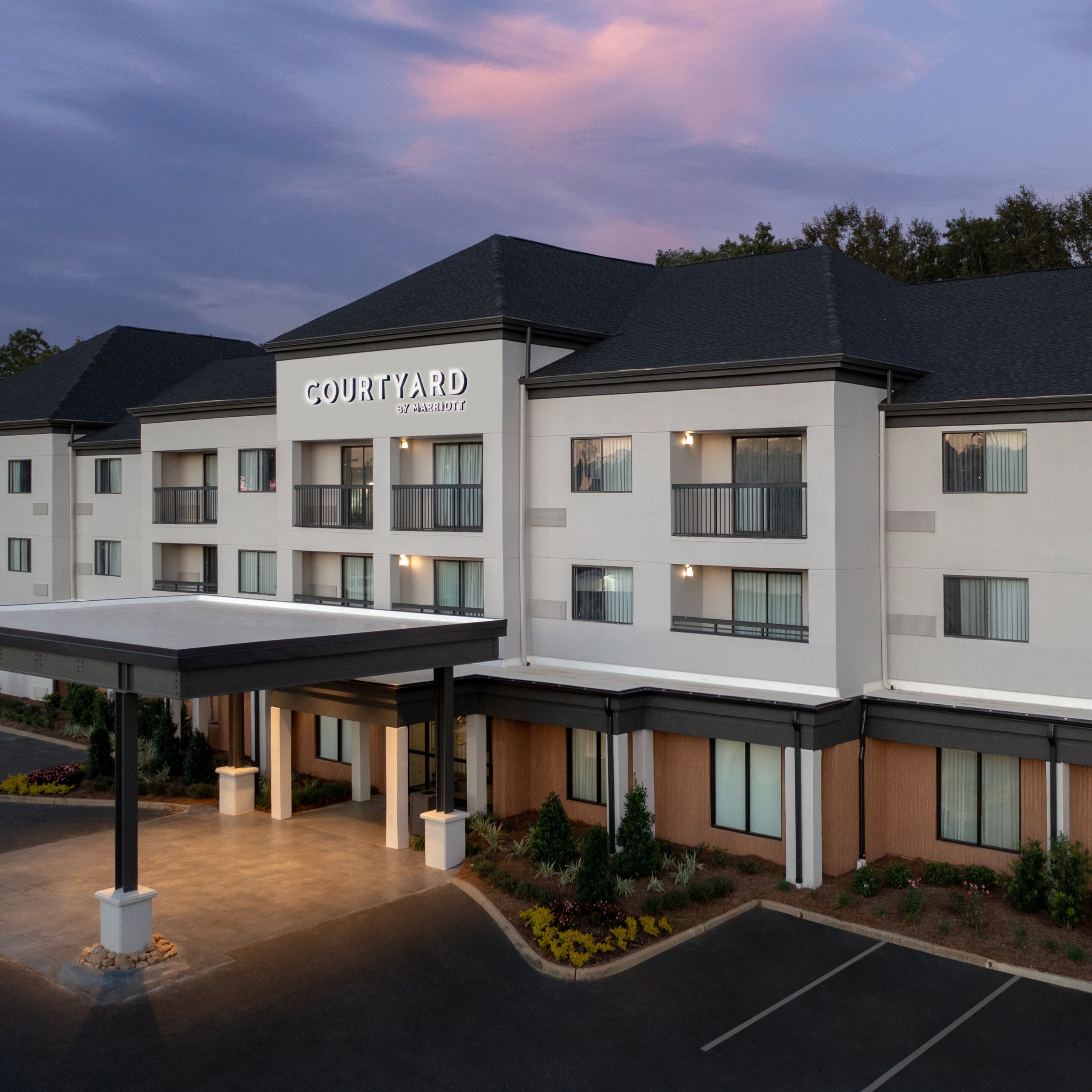Courtyard Dothan - Image 1