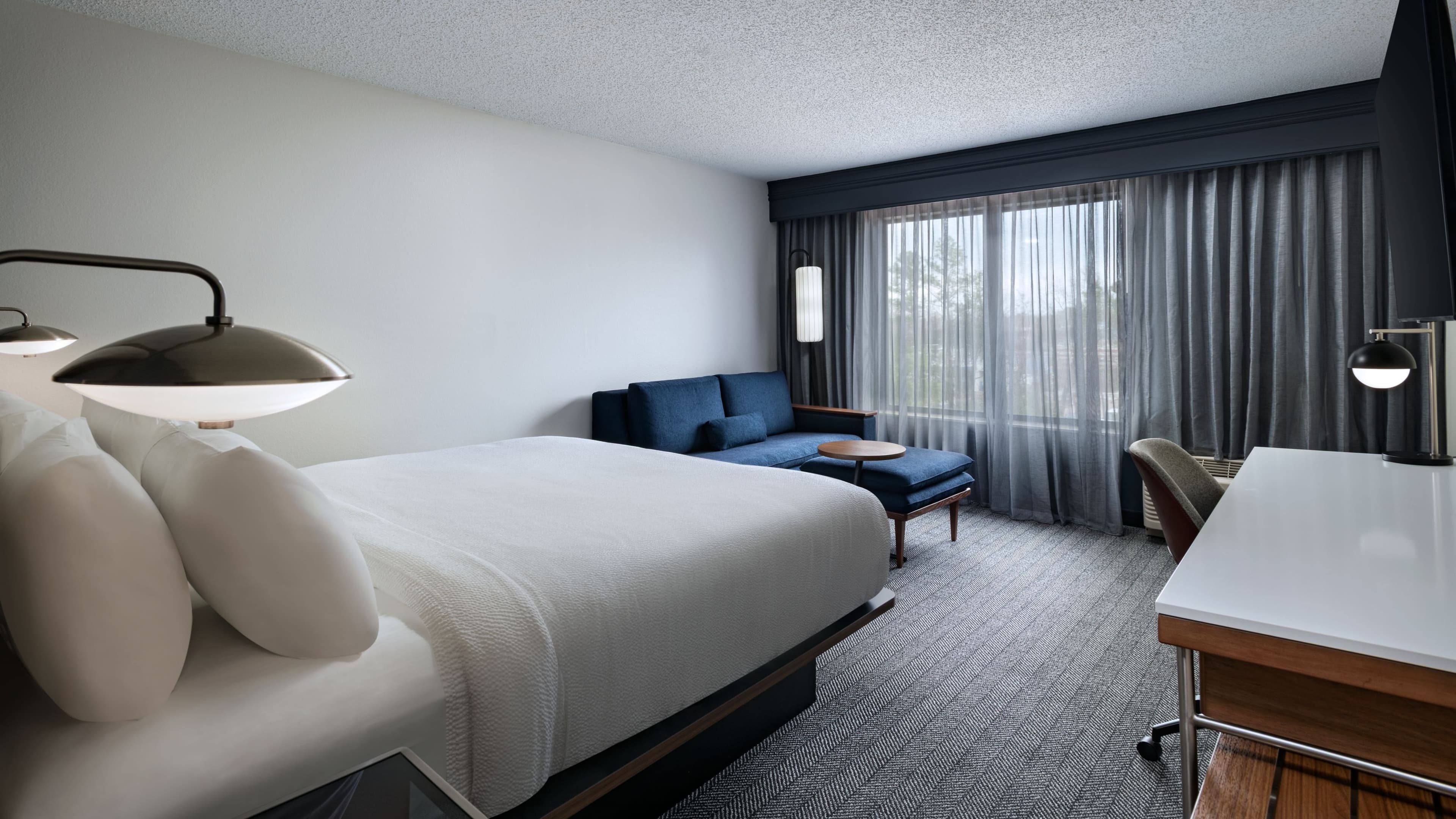 King Guestroom - Image 1
