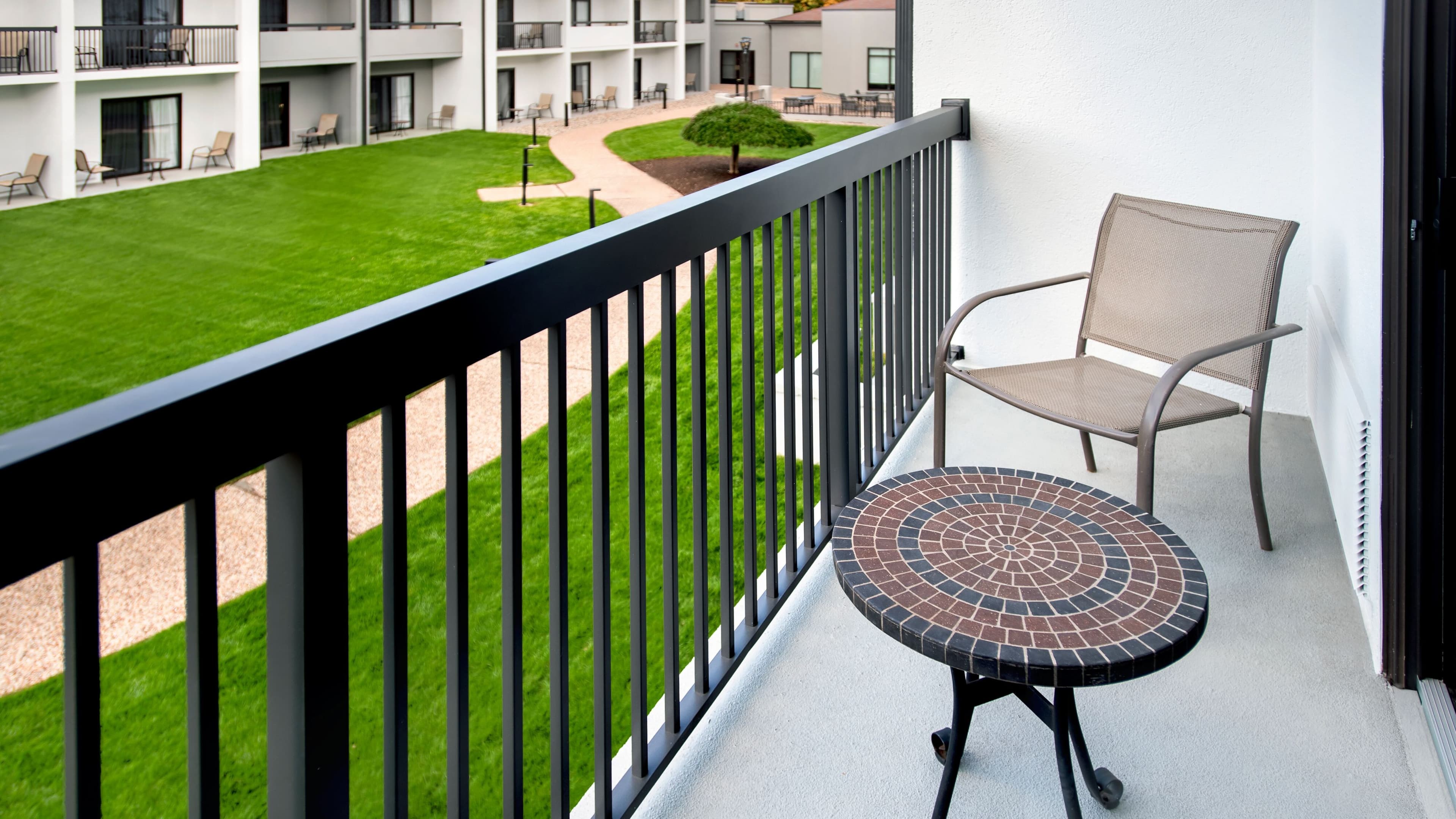Courtyard New Haven Wallingford — 16