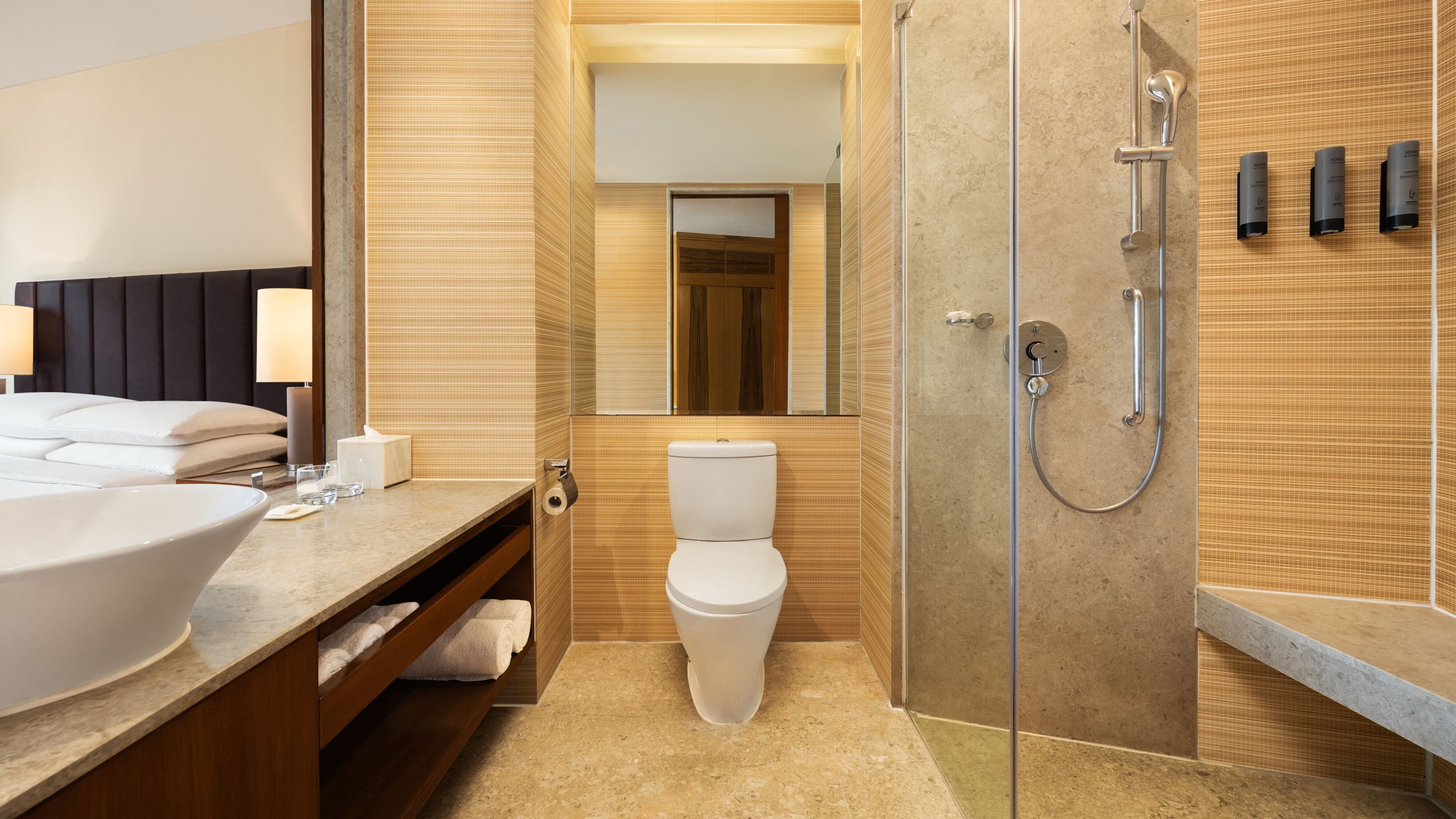 Superior Room - Image 2