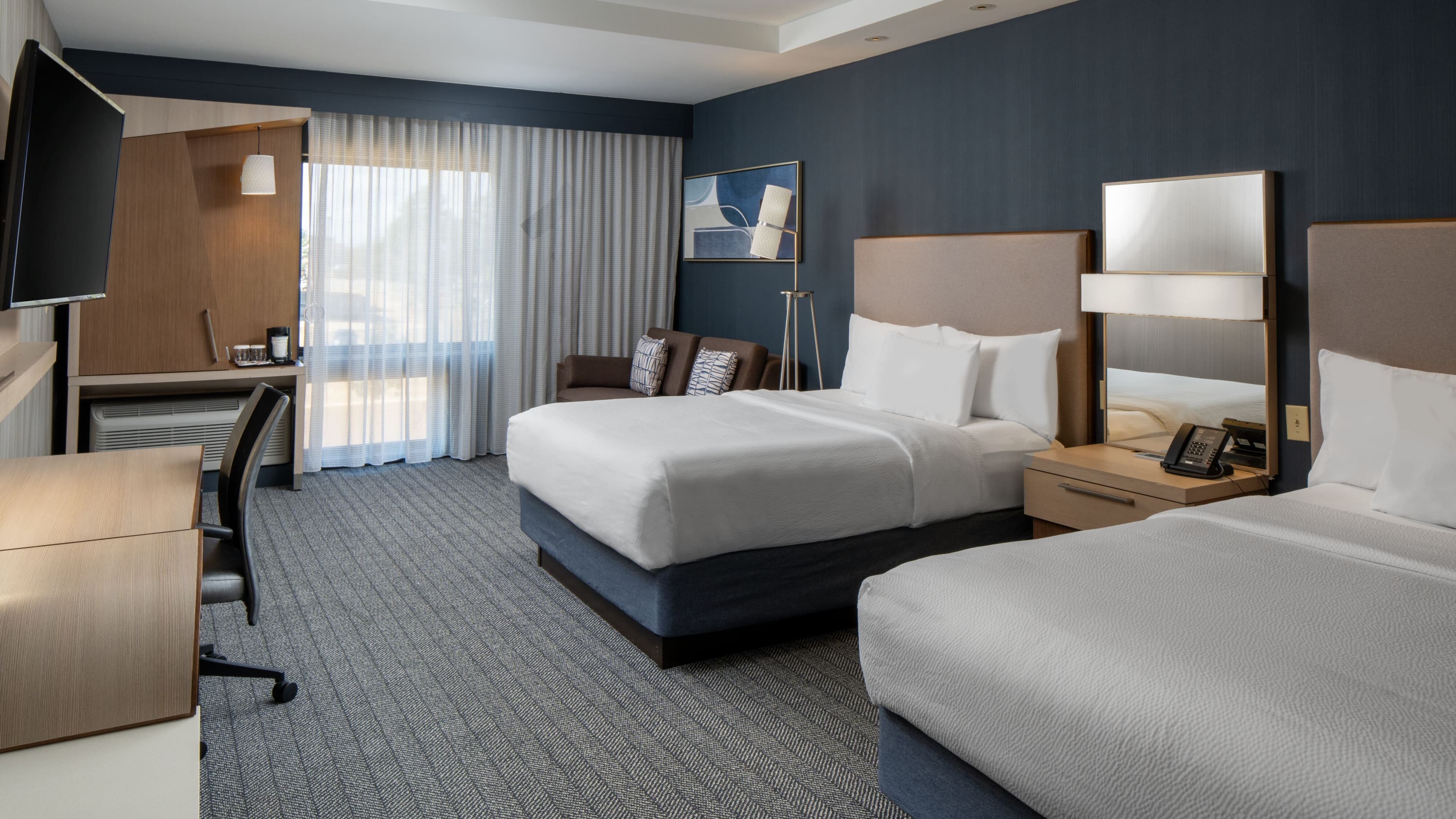 Courtyard Jackson Airport/Pearl - Image 4