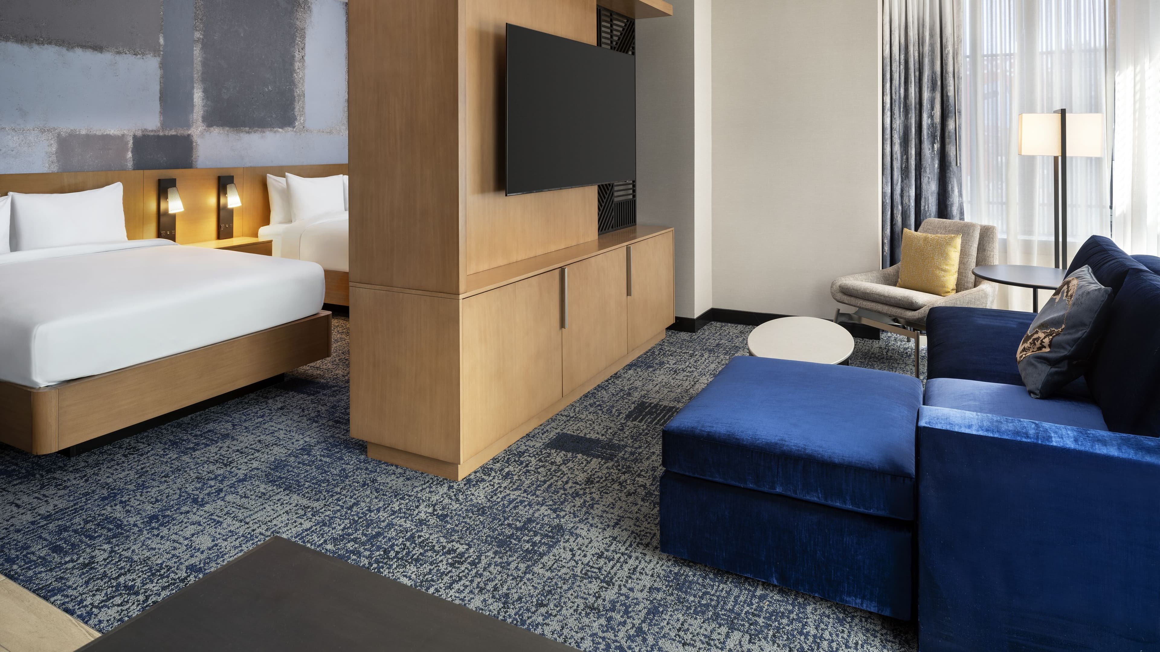 Courtyard Los Angeles L.A. LIVE — 44