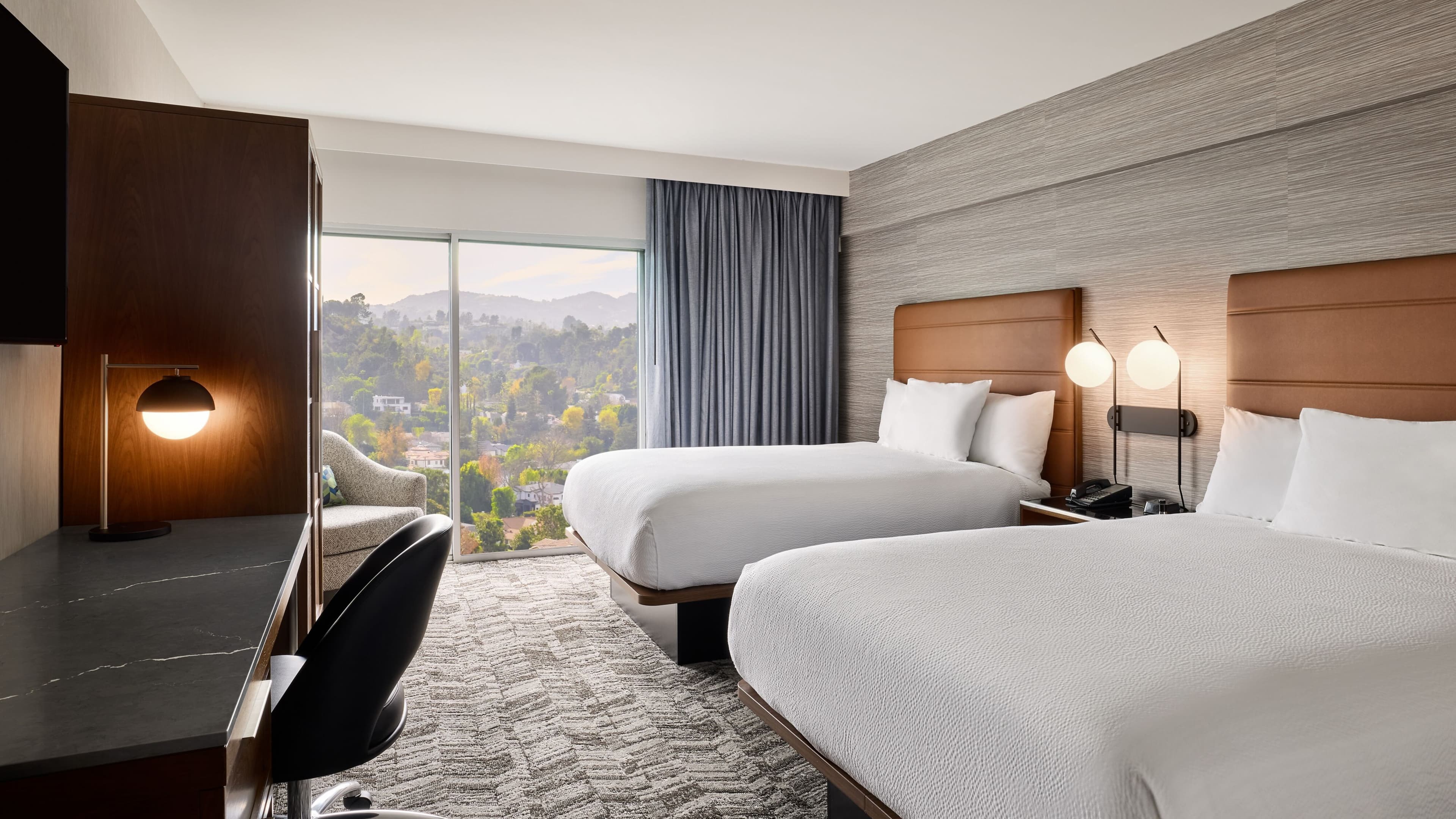 Courtyard Los Angeles Sherman Oaks — 6