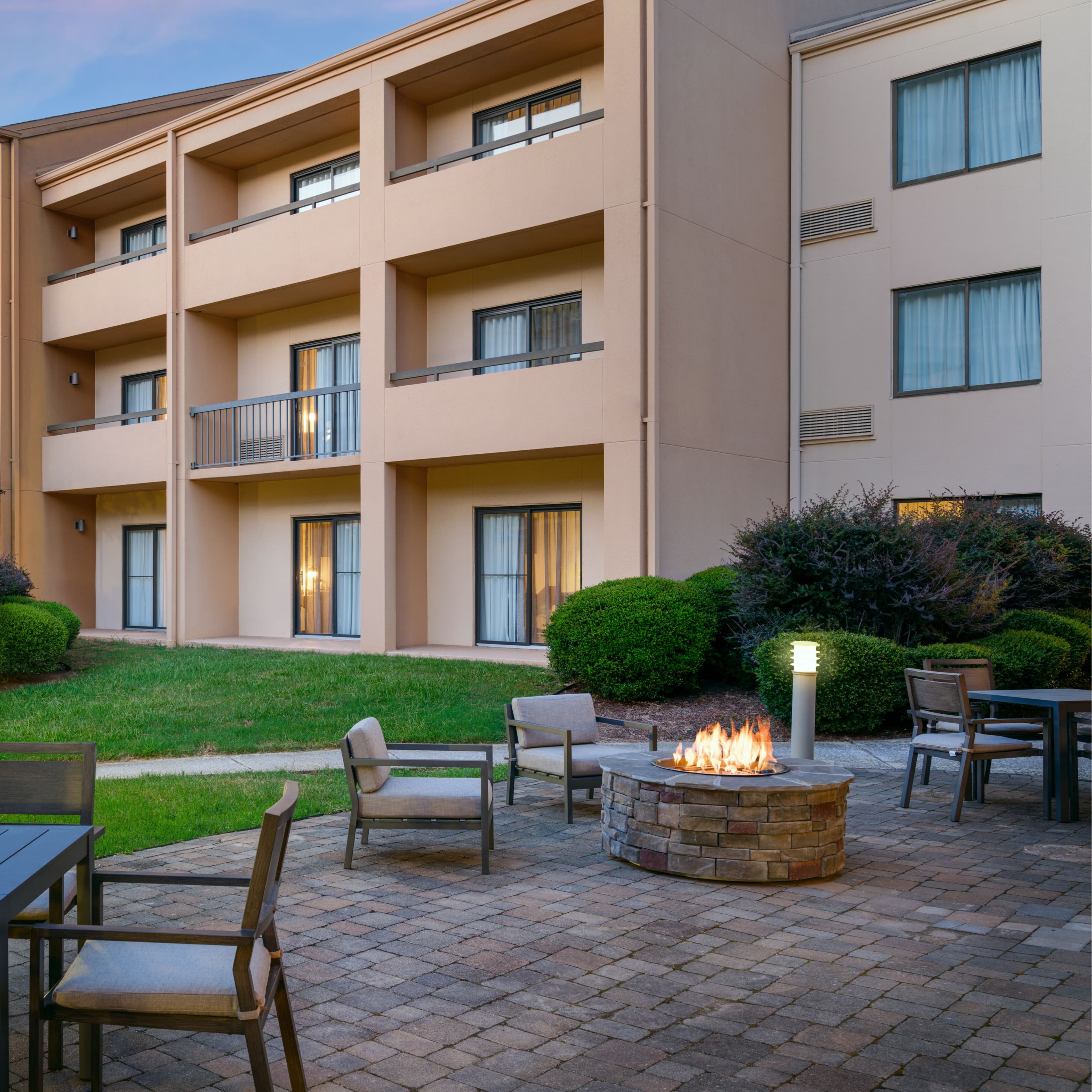 Courtyard Little Rock West - Image 1