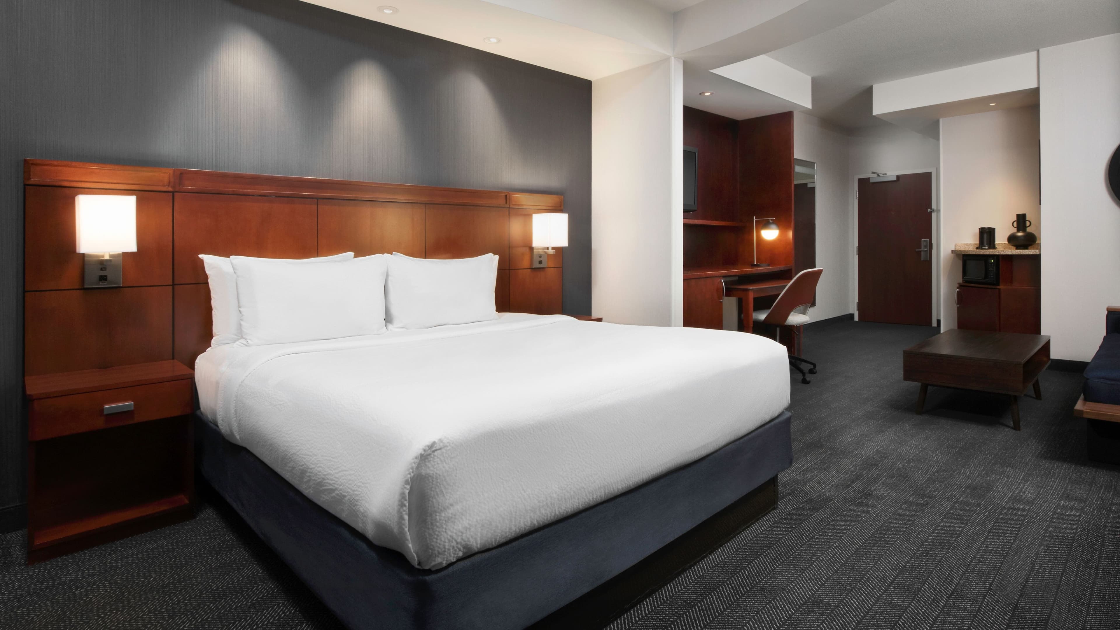 Courtyard Kansas City at Briarcliff - Image 4