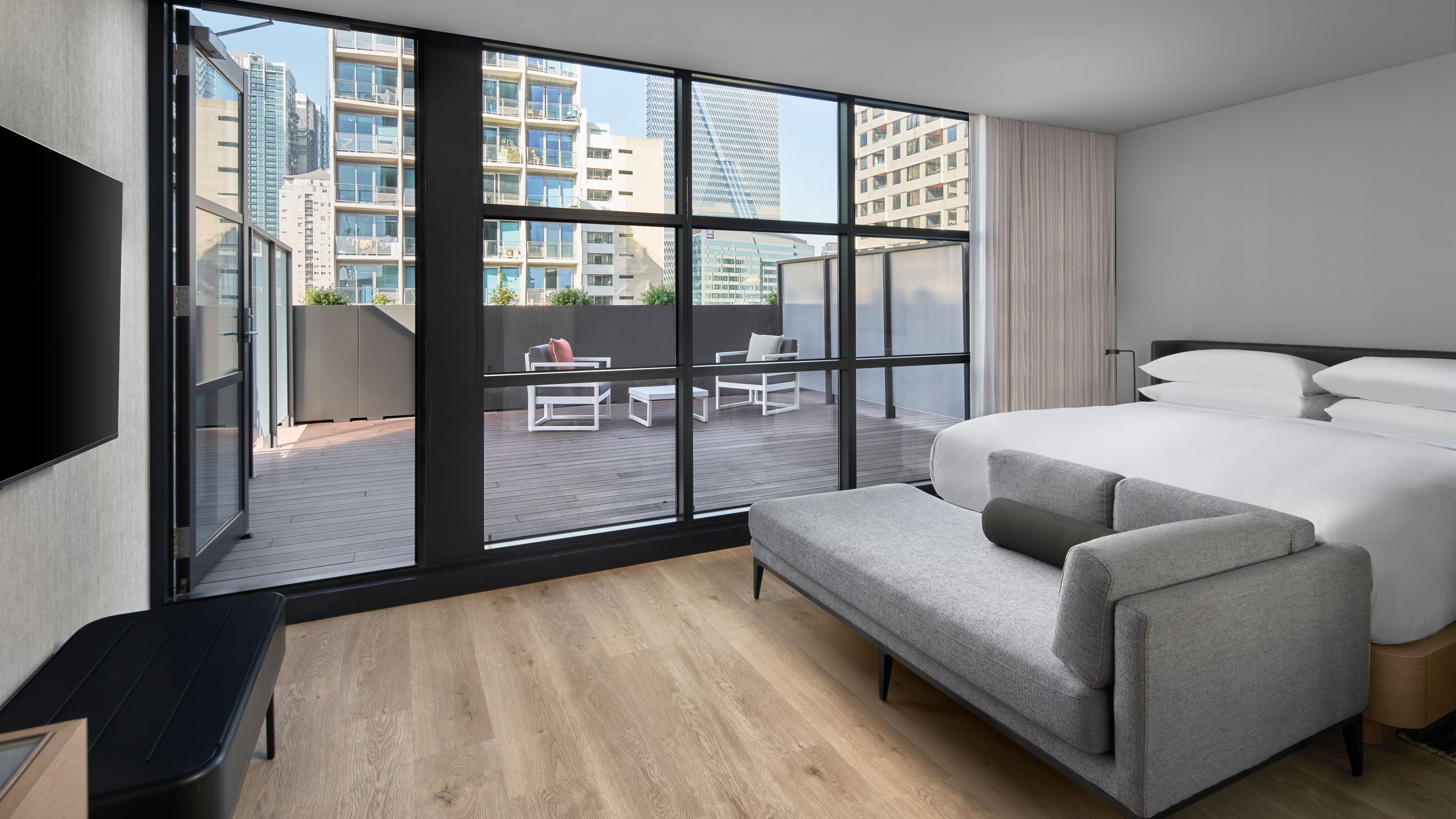 Courtyard Melbourne Flagstaff Gardens — 7