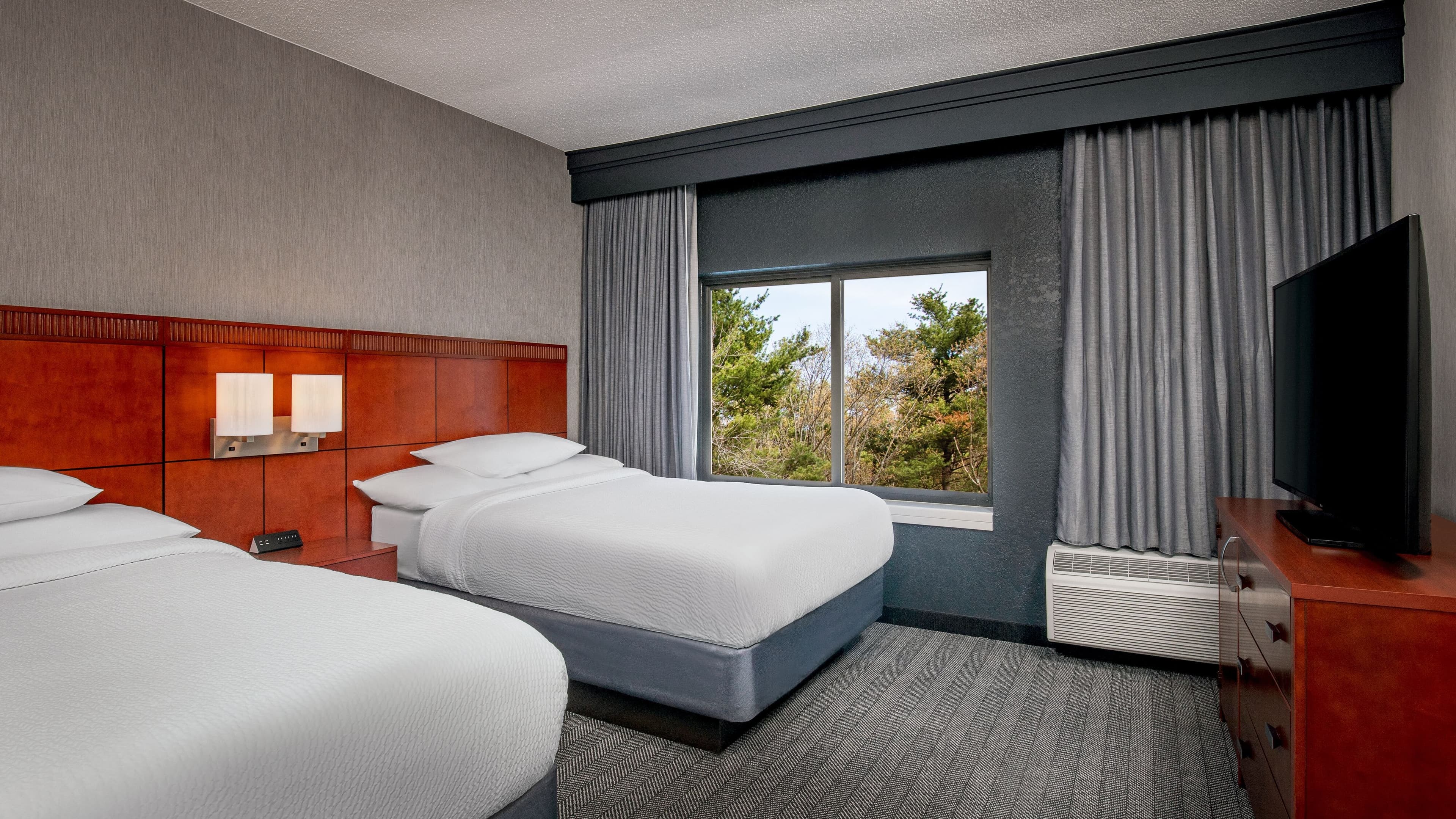 Courtyard Boston Andover - Image 4