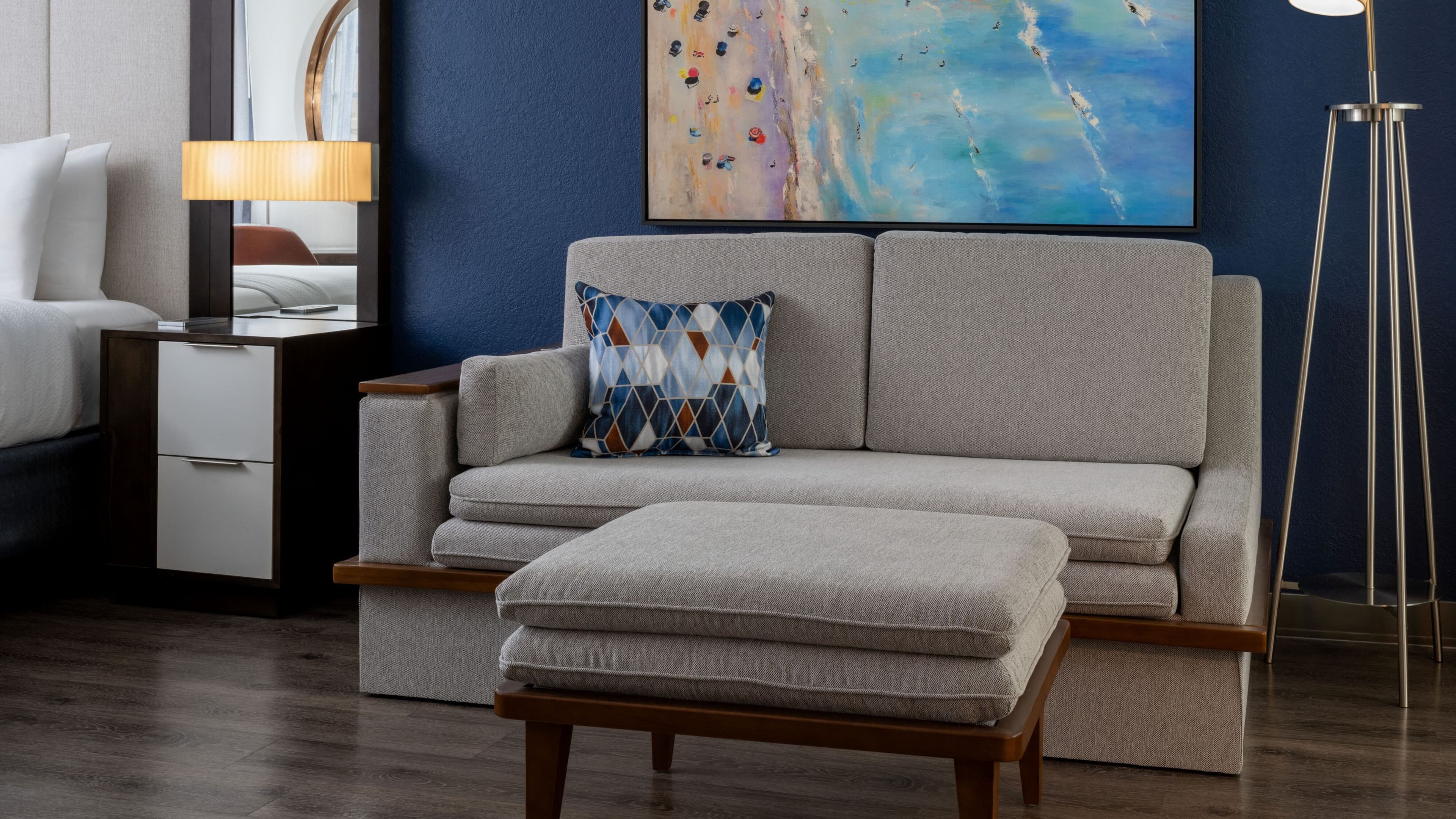 Courtyard Miami Beach South Beach - Image 5