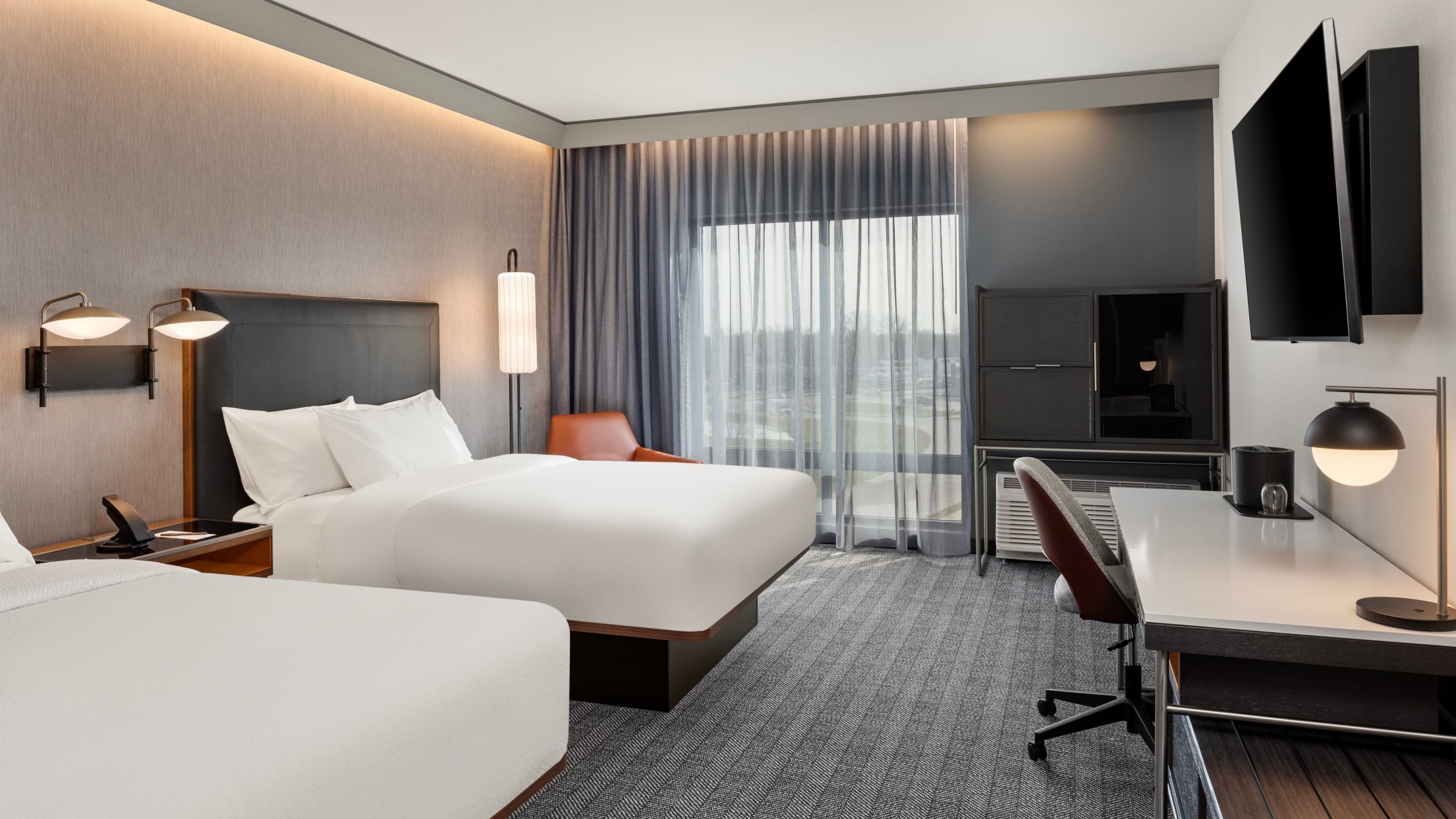 Courtyard Bettendorf - Image 4