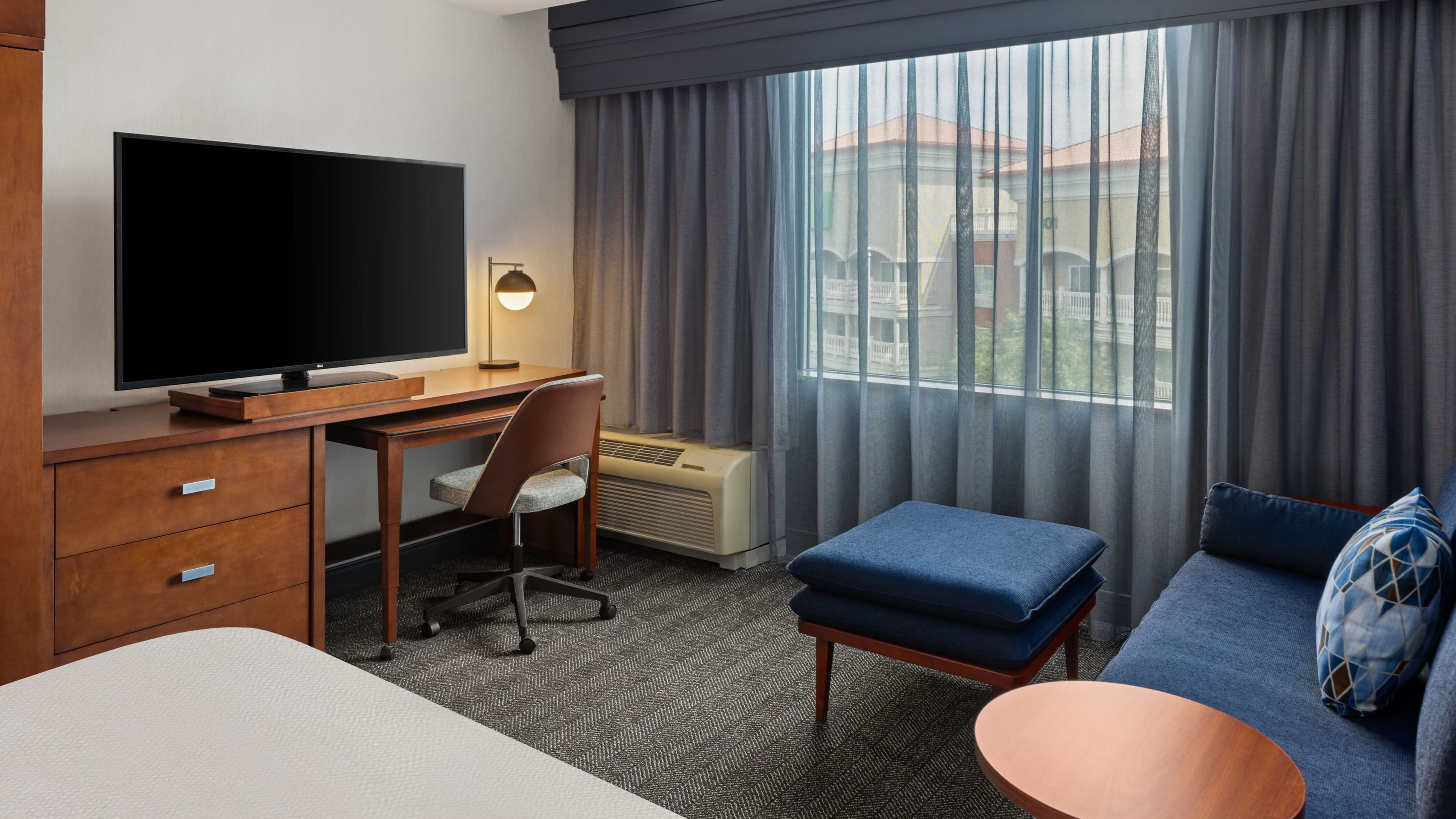 Staybridge Suites Mpls-Maple Grove/Arbor Lakes — 8