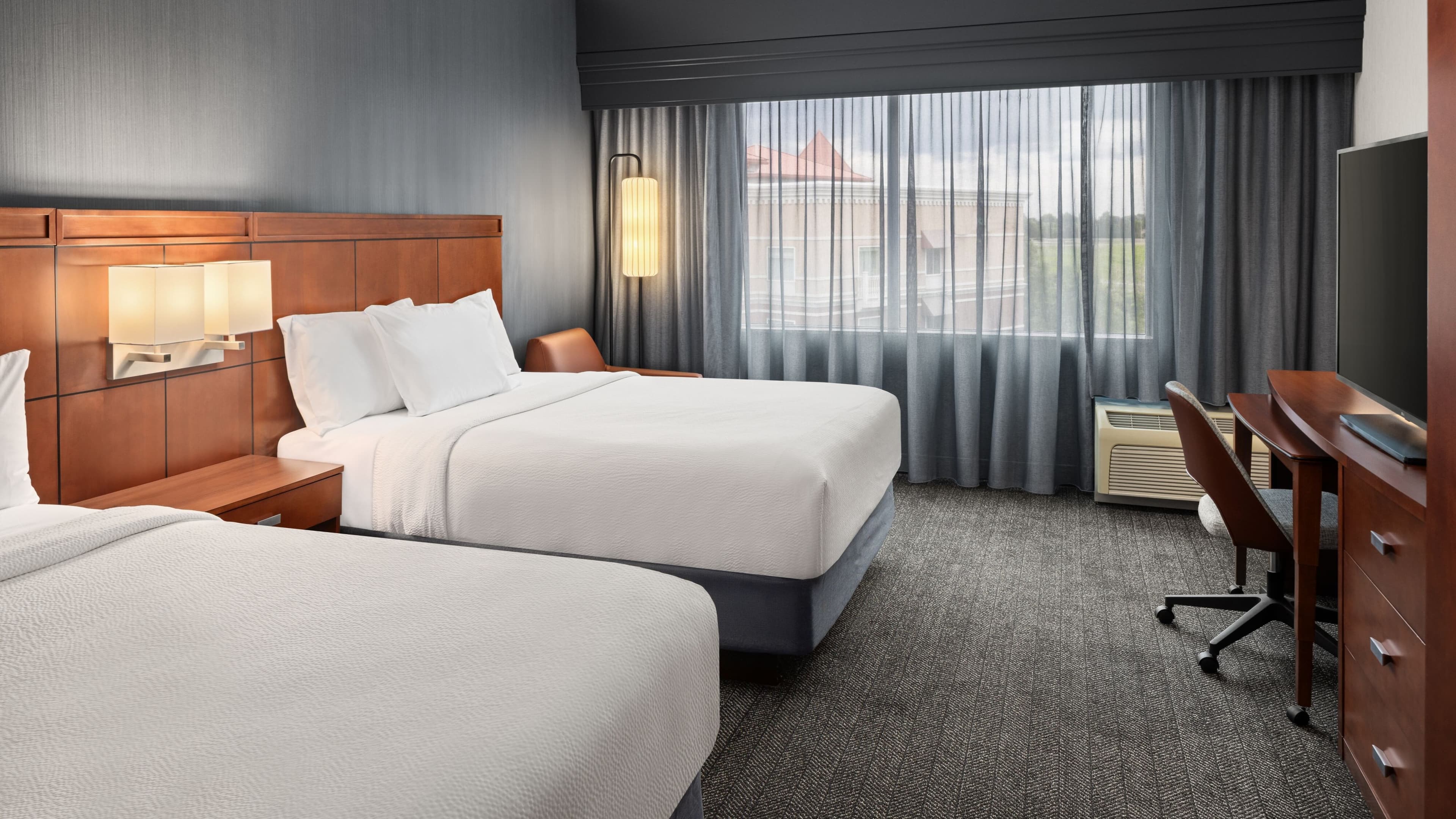 Staybridge Suites Mpls-Maple Grove/Arbor Lakes — 34