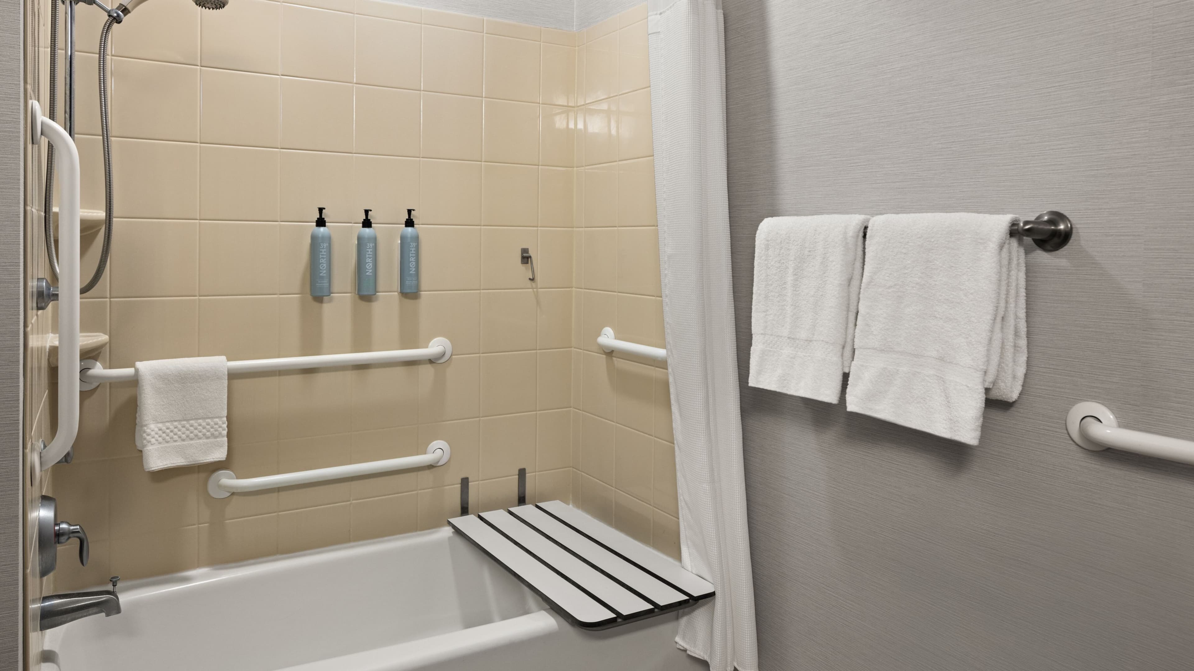 Staybridge Suites Mpls-Maple Grove/Arbor Lakes — 38