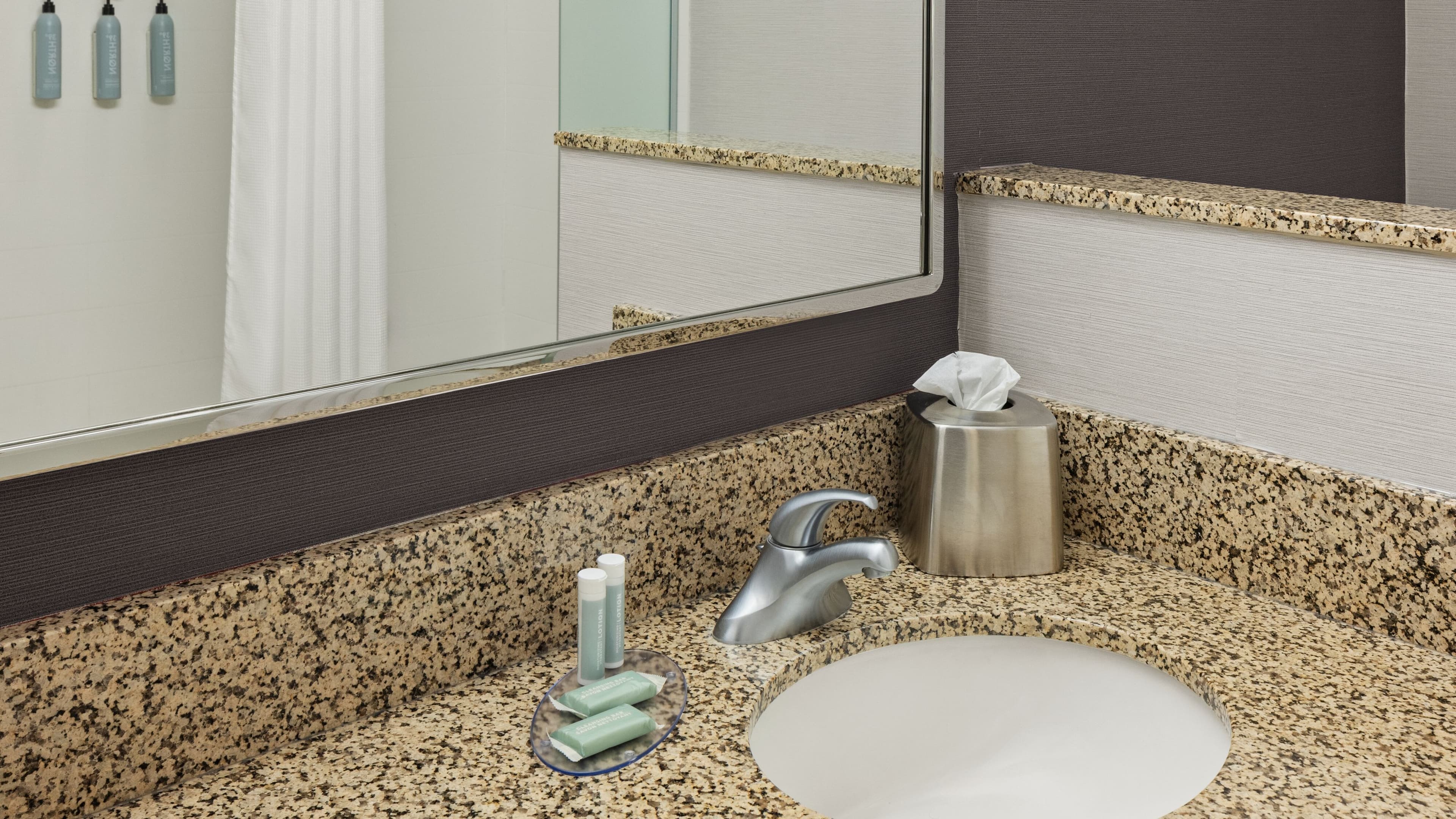 Staybridge Suites Mpls-Maple Grove/Arbor Lakes — 13