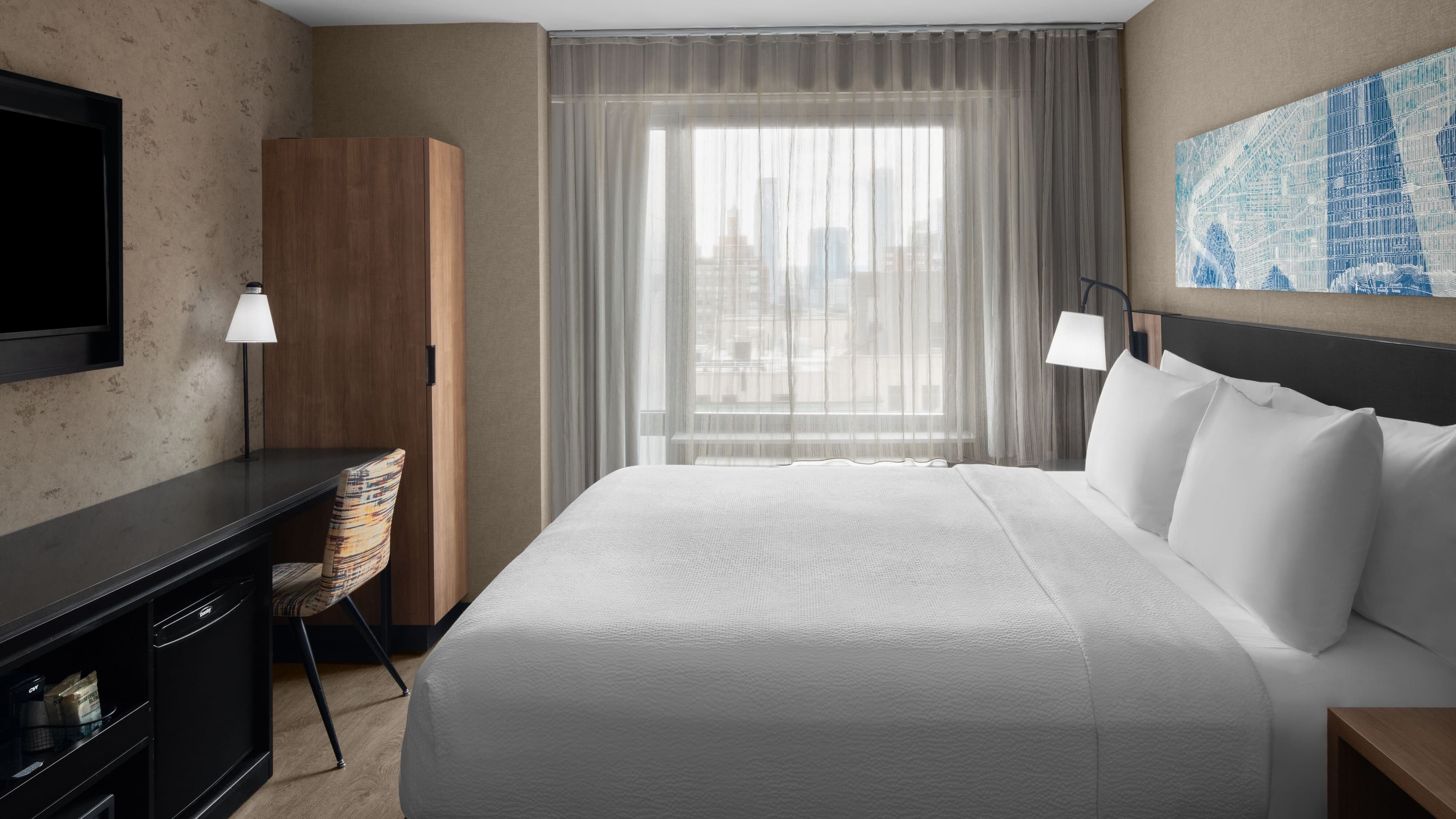 King Guest Room - Image 3