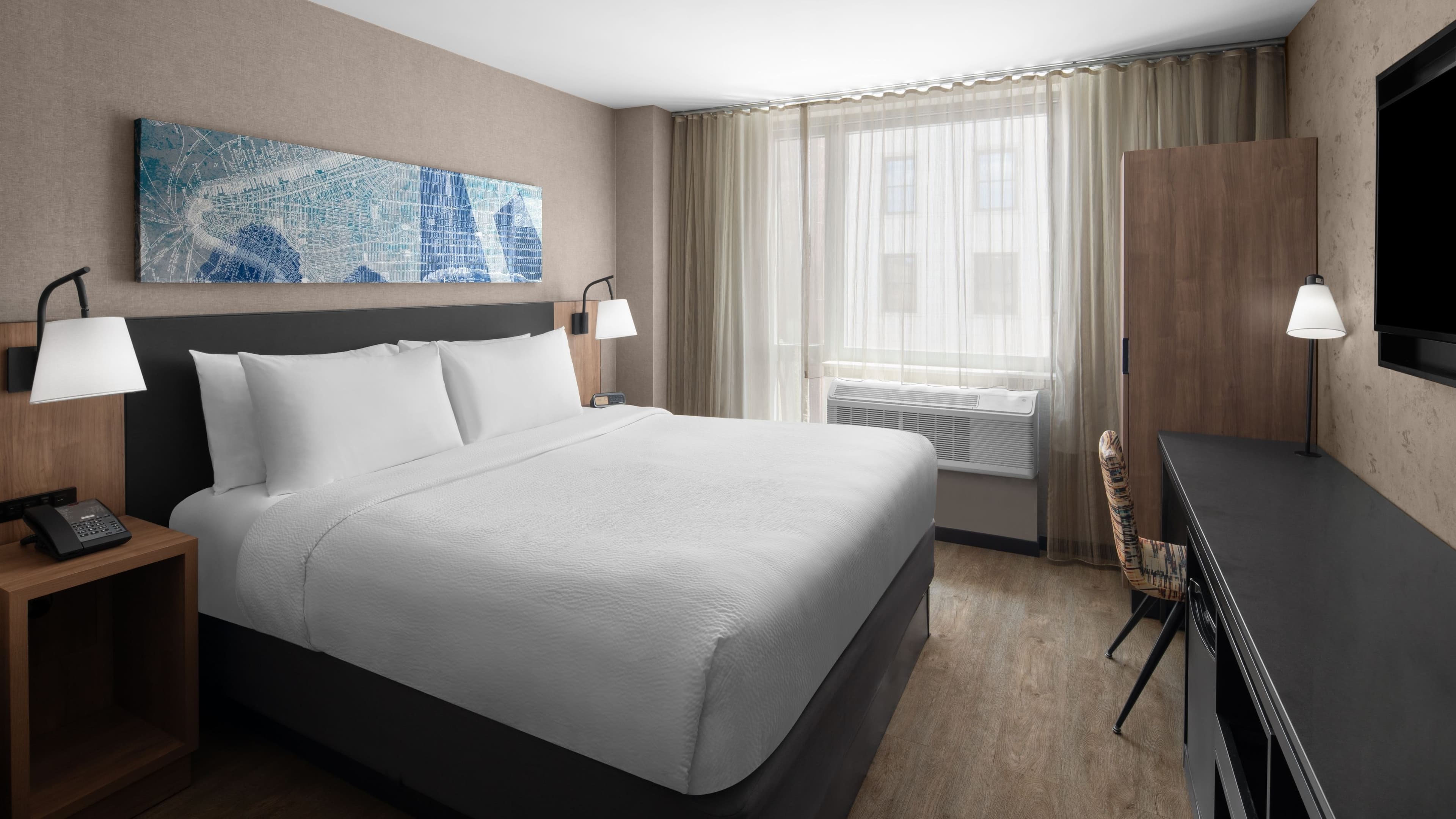 King Guest Room - Image 1