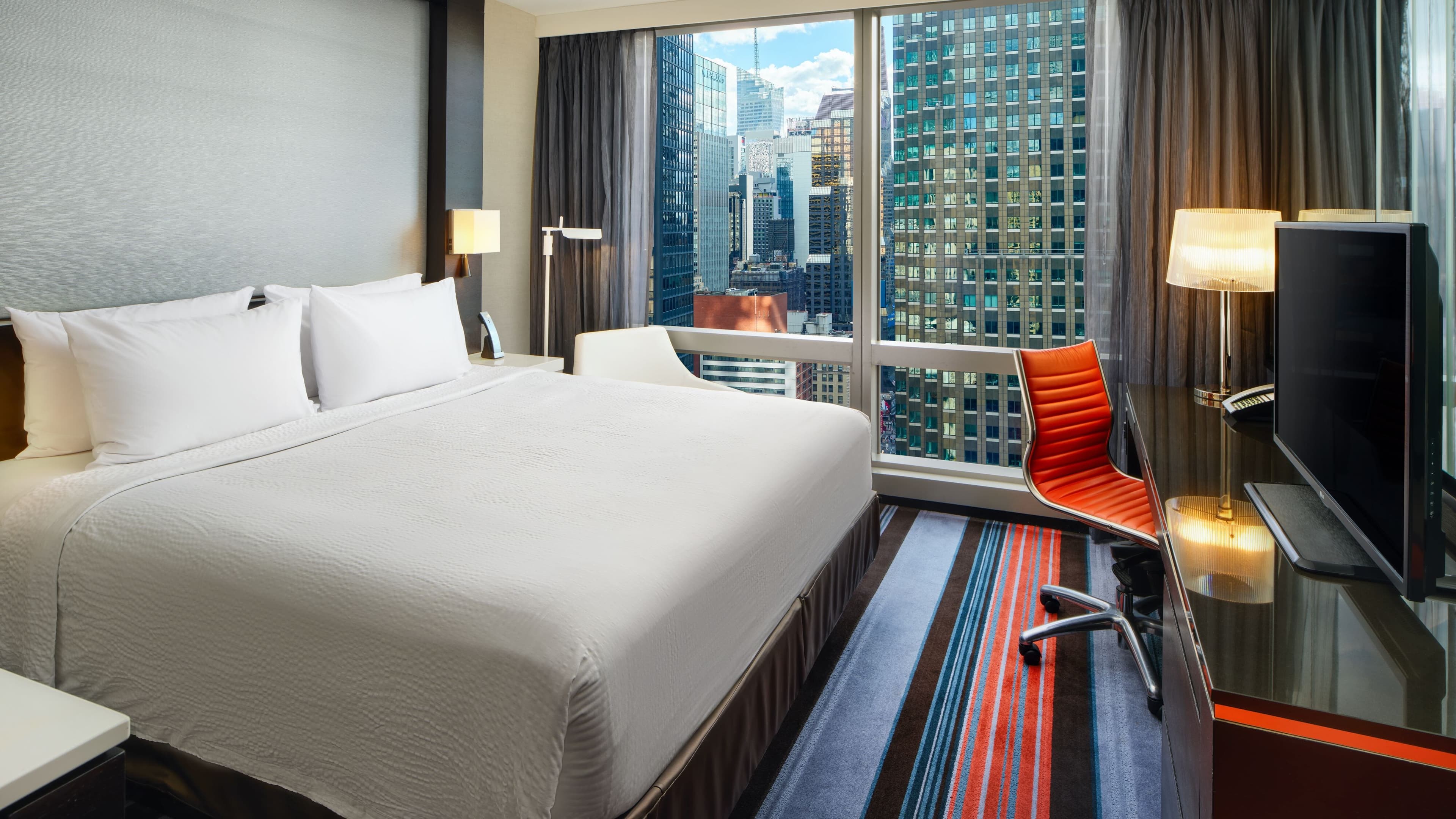 One Bed City View Room - Image 2