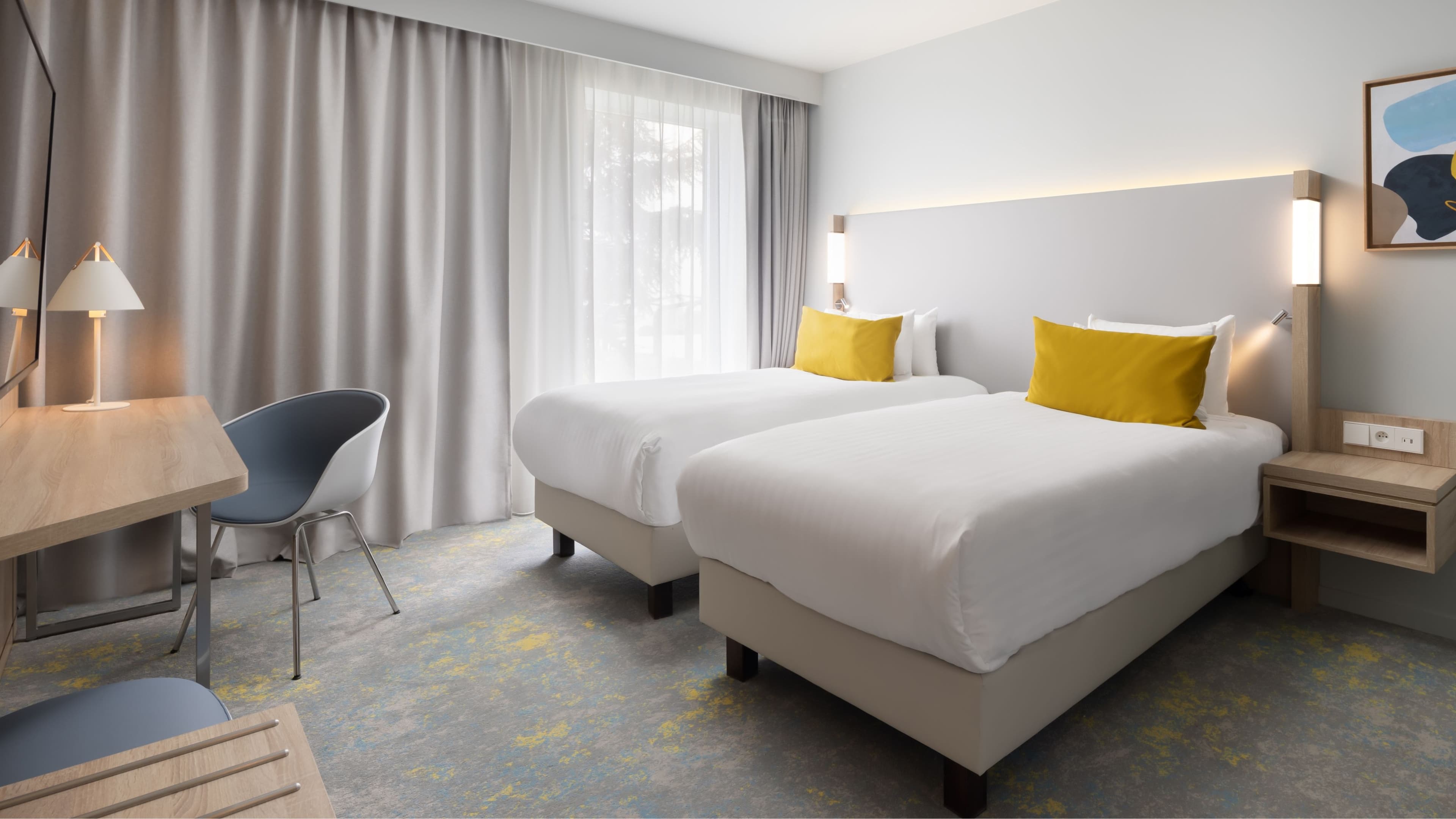 Deluxe Room - Image 1