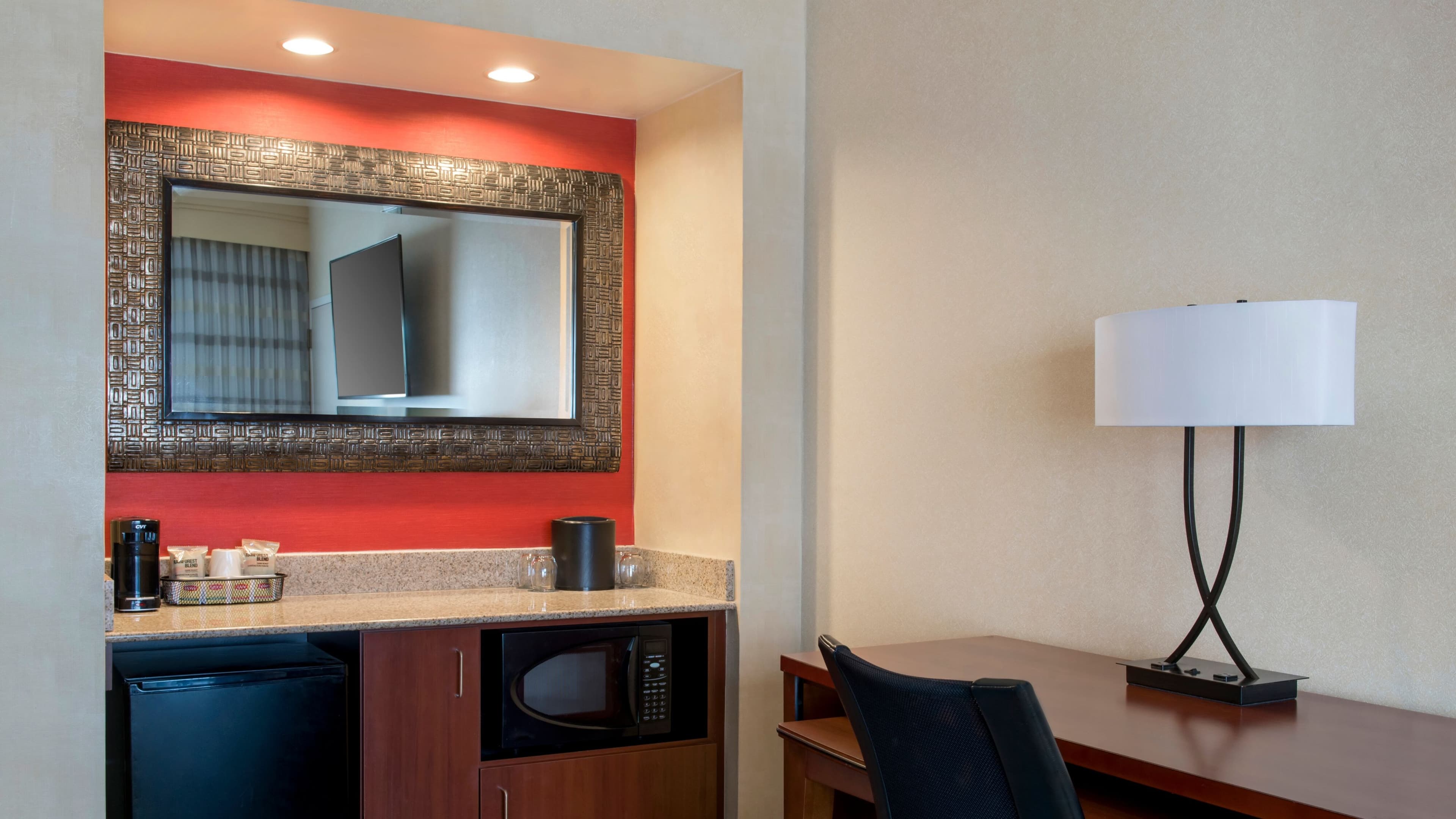 Courtyard Mt. Laurel Cherry Hill — 12