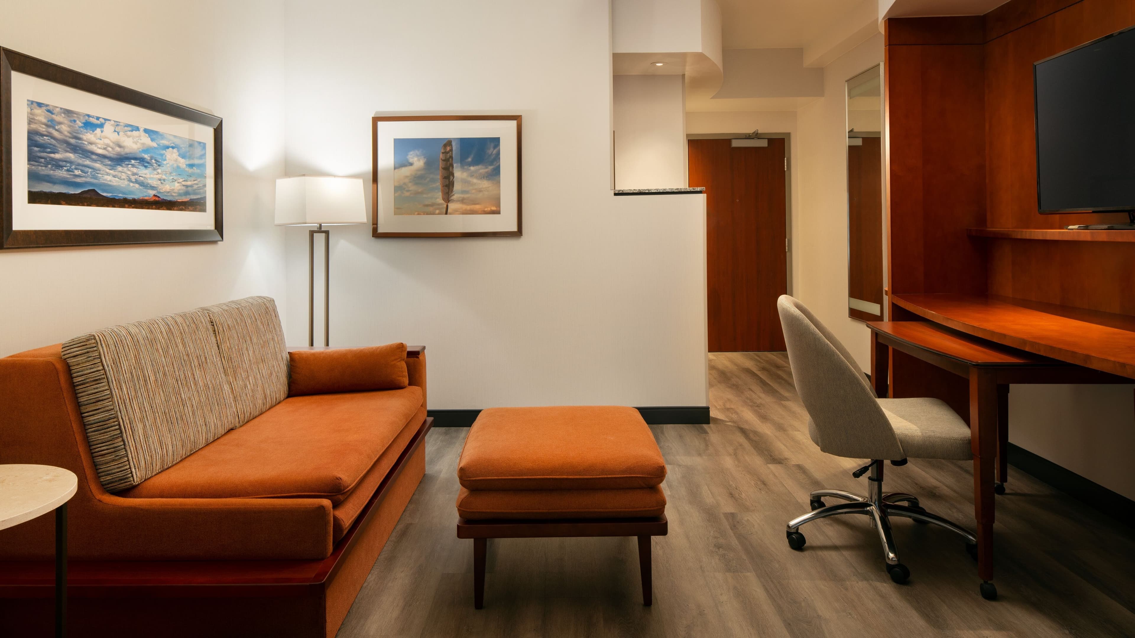 Courtyard Scottsdale Salt River — 36