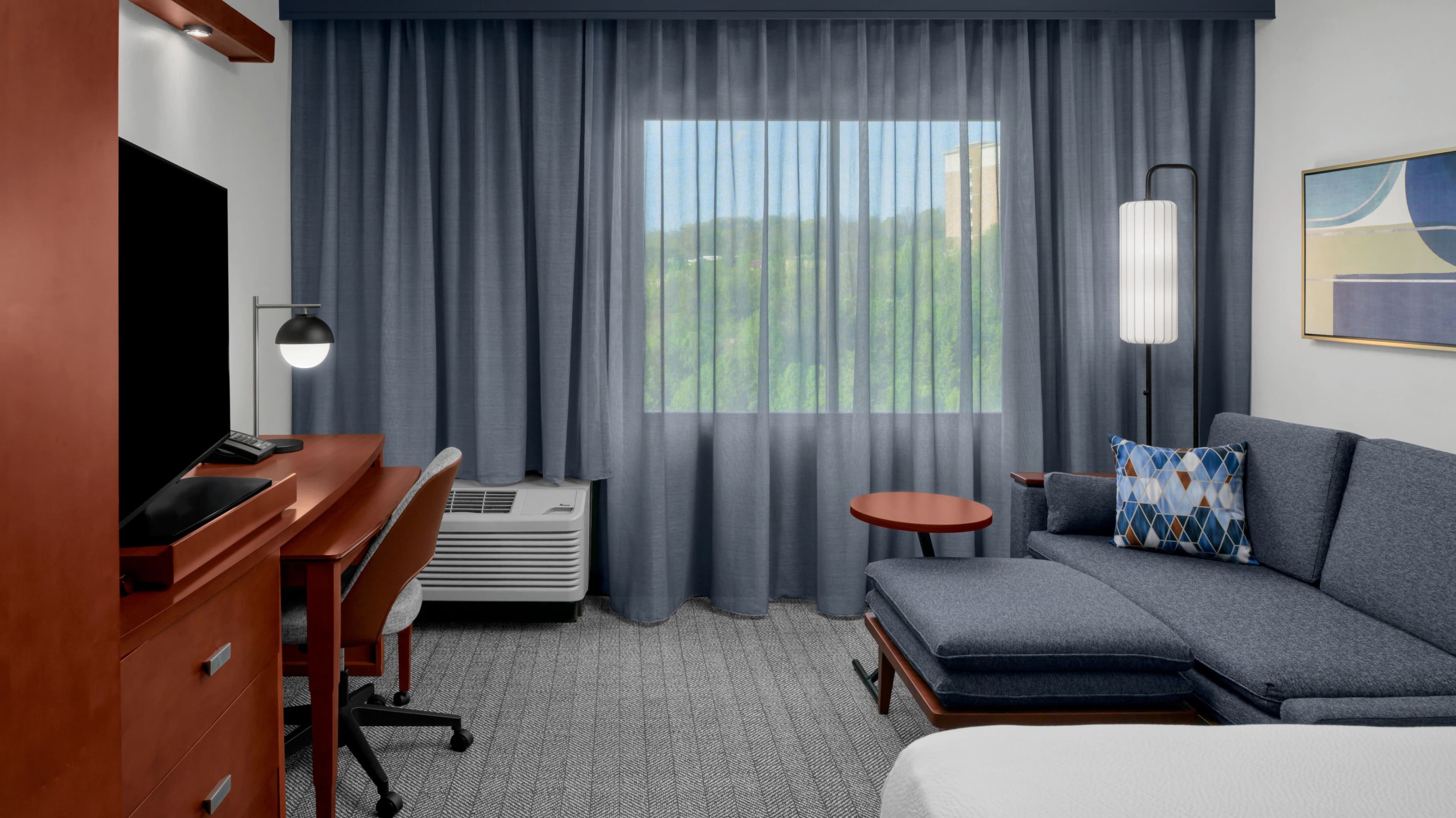 King Guest Room - Image 2