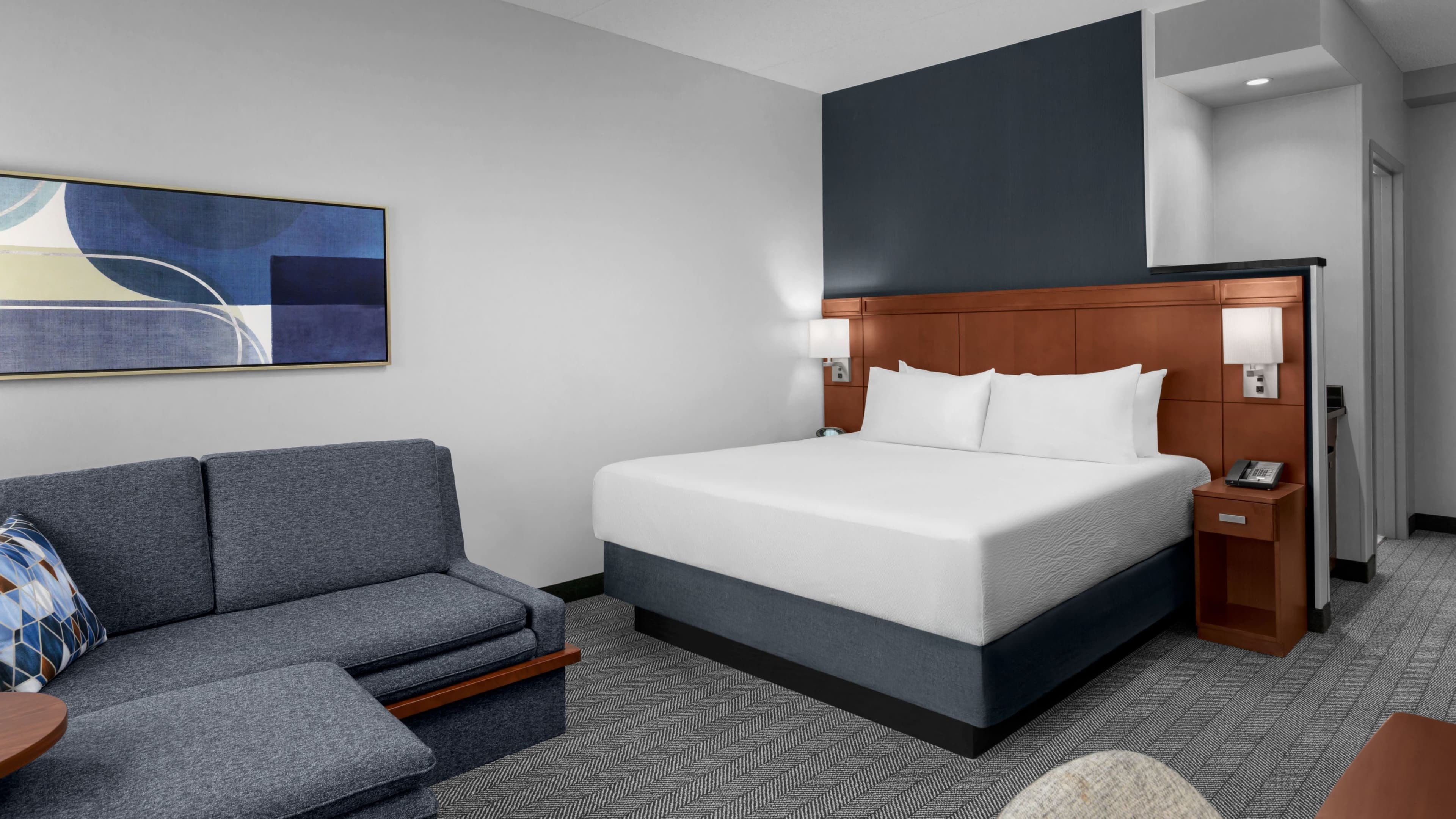 King Guest Room - Image 1
