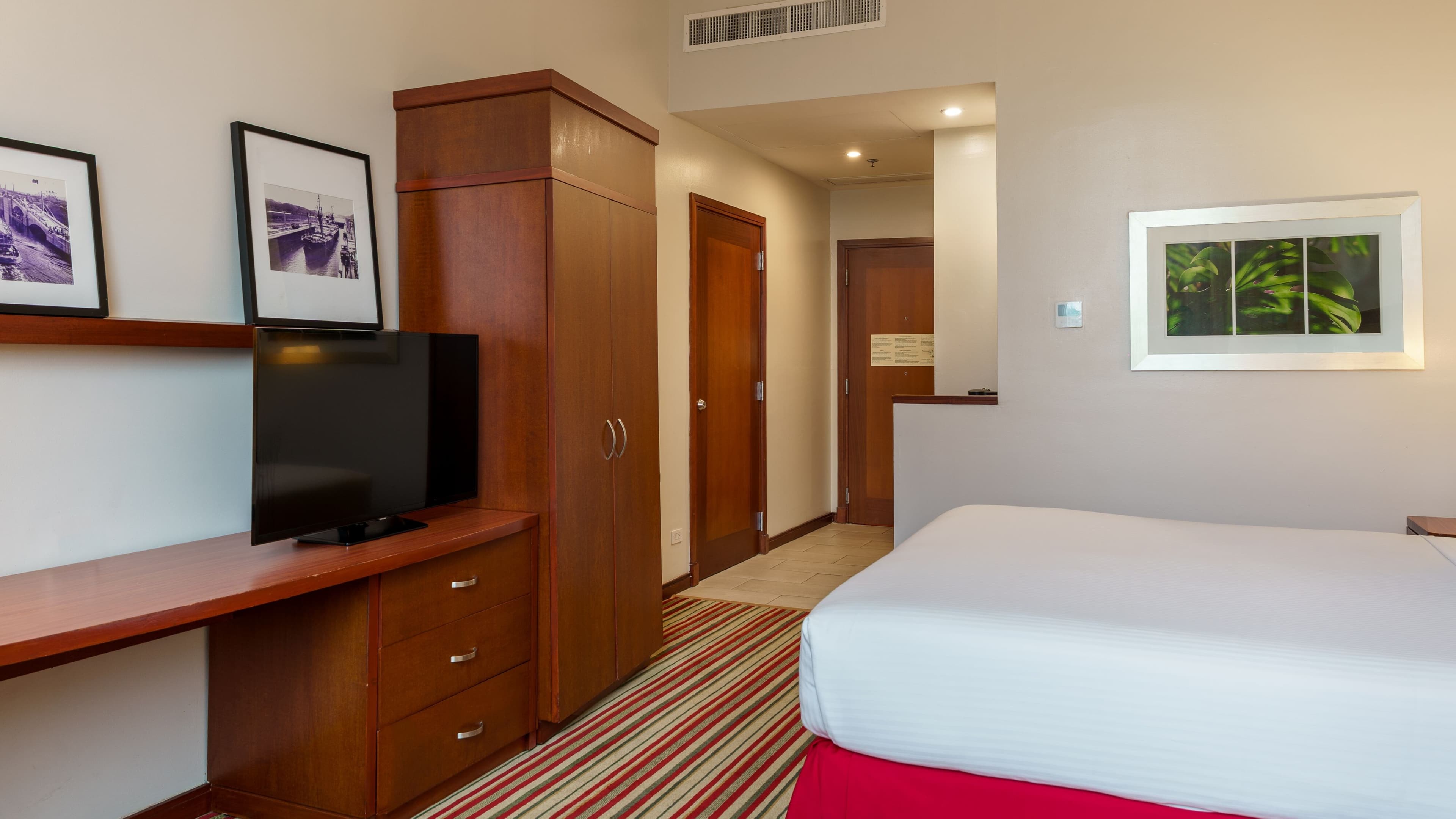 Courtyard Panama Multiplaza Mall — 13