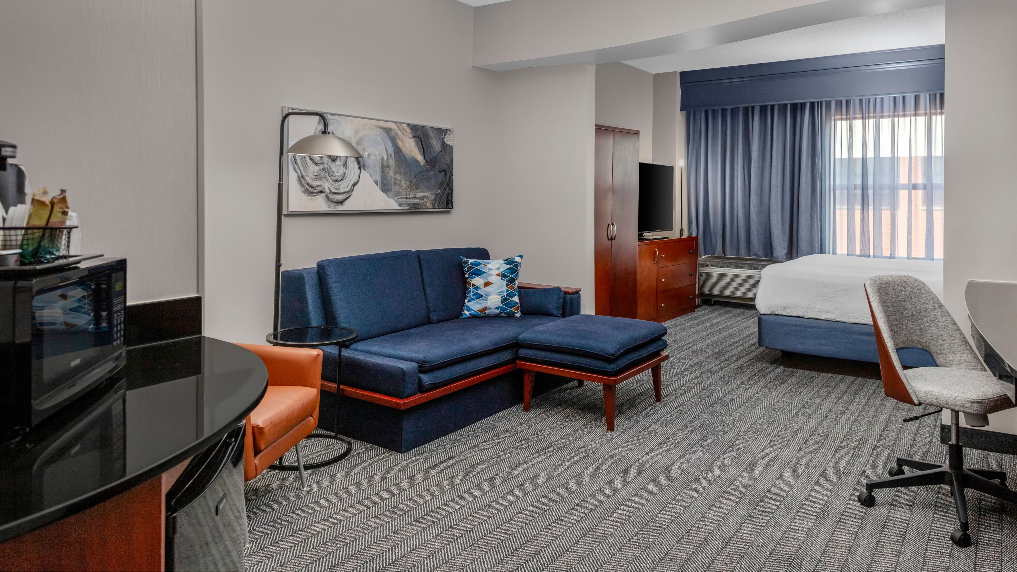 Holiday Inn Express & Suites Wyomissing — 18