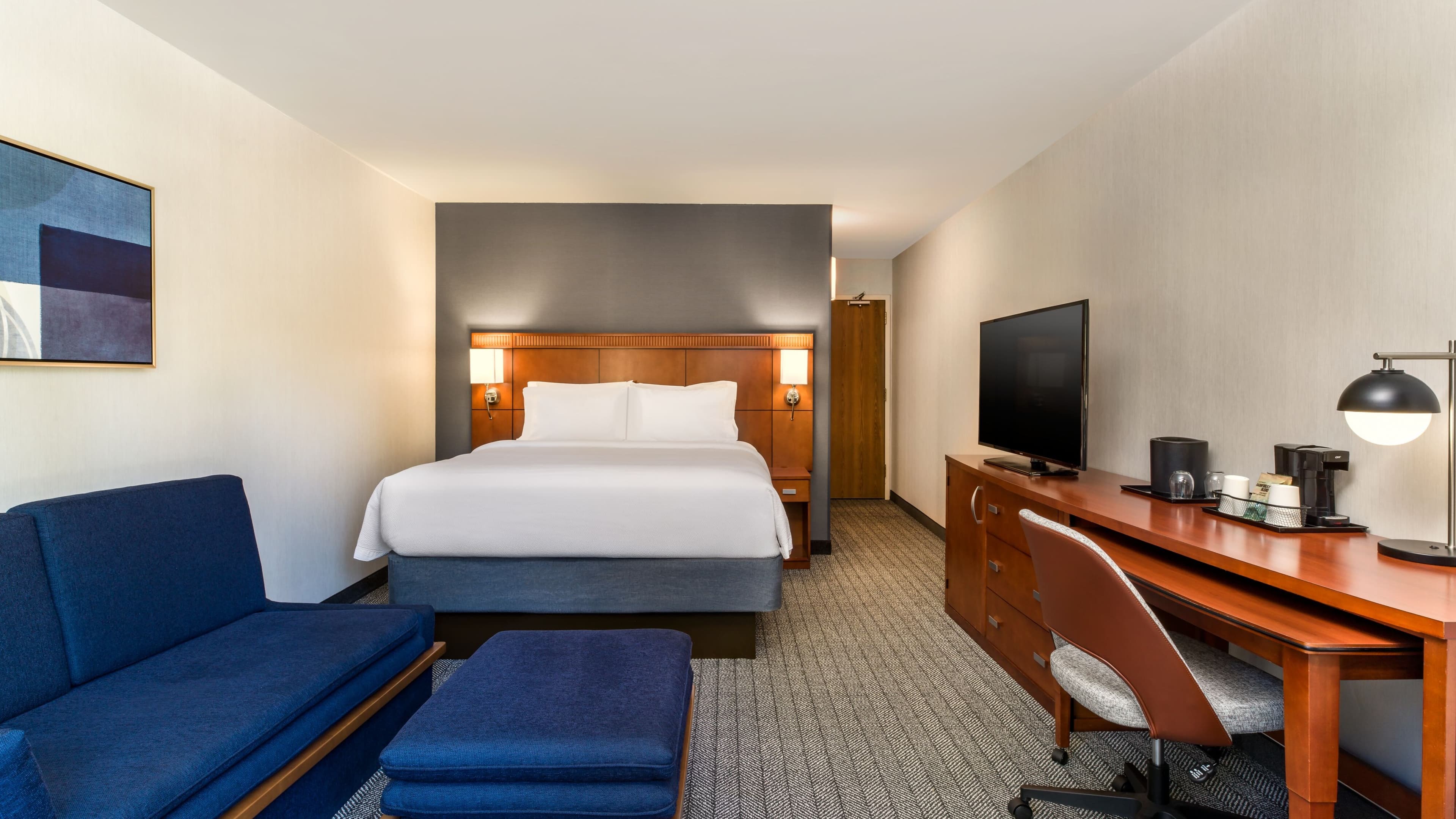 Courtyard Sacramento Airport Natomas - Image 5