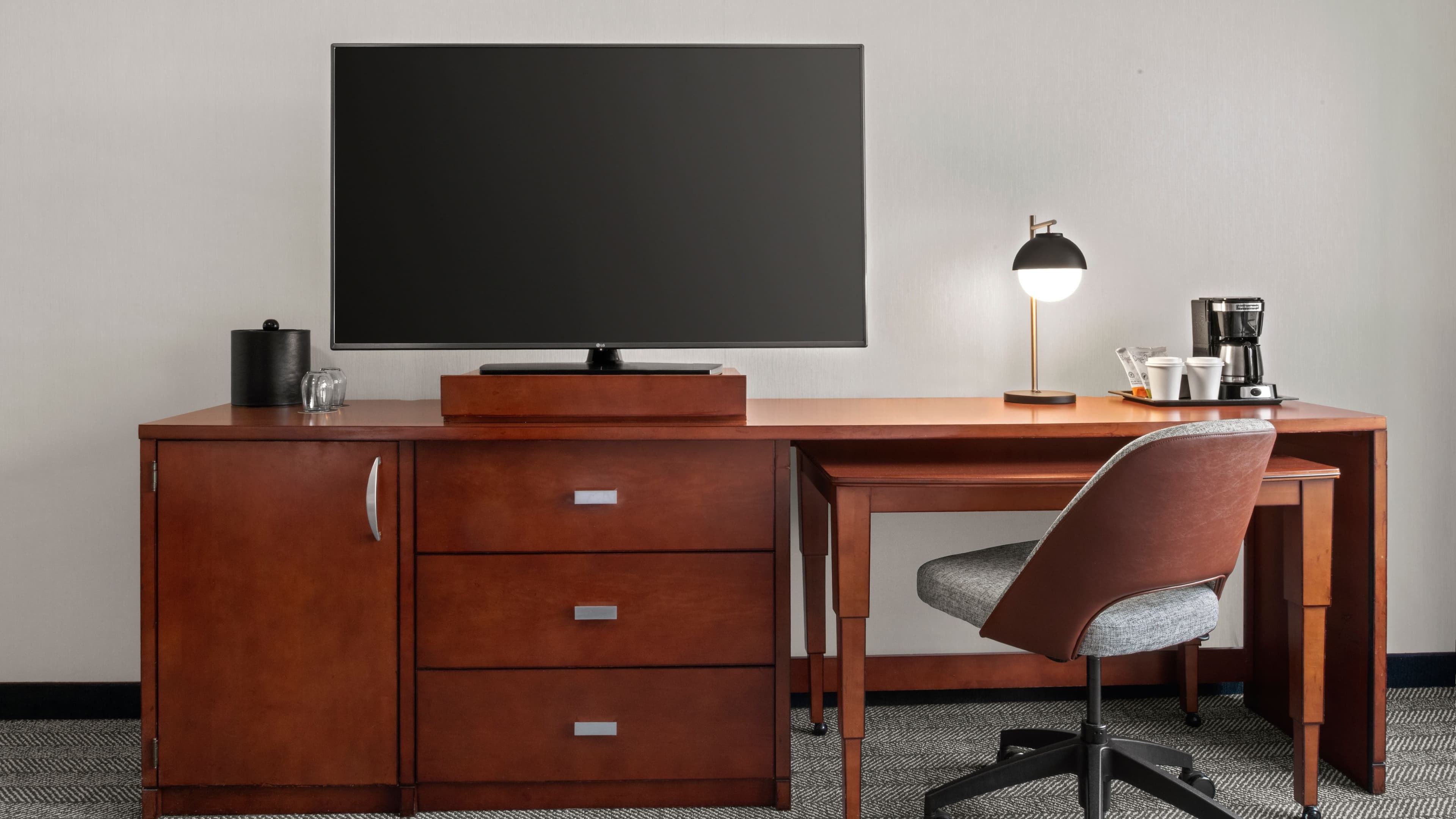 Courtyard San Francisco Fisherman's Wharf - Image 4