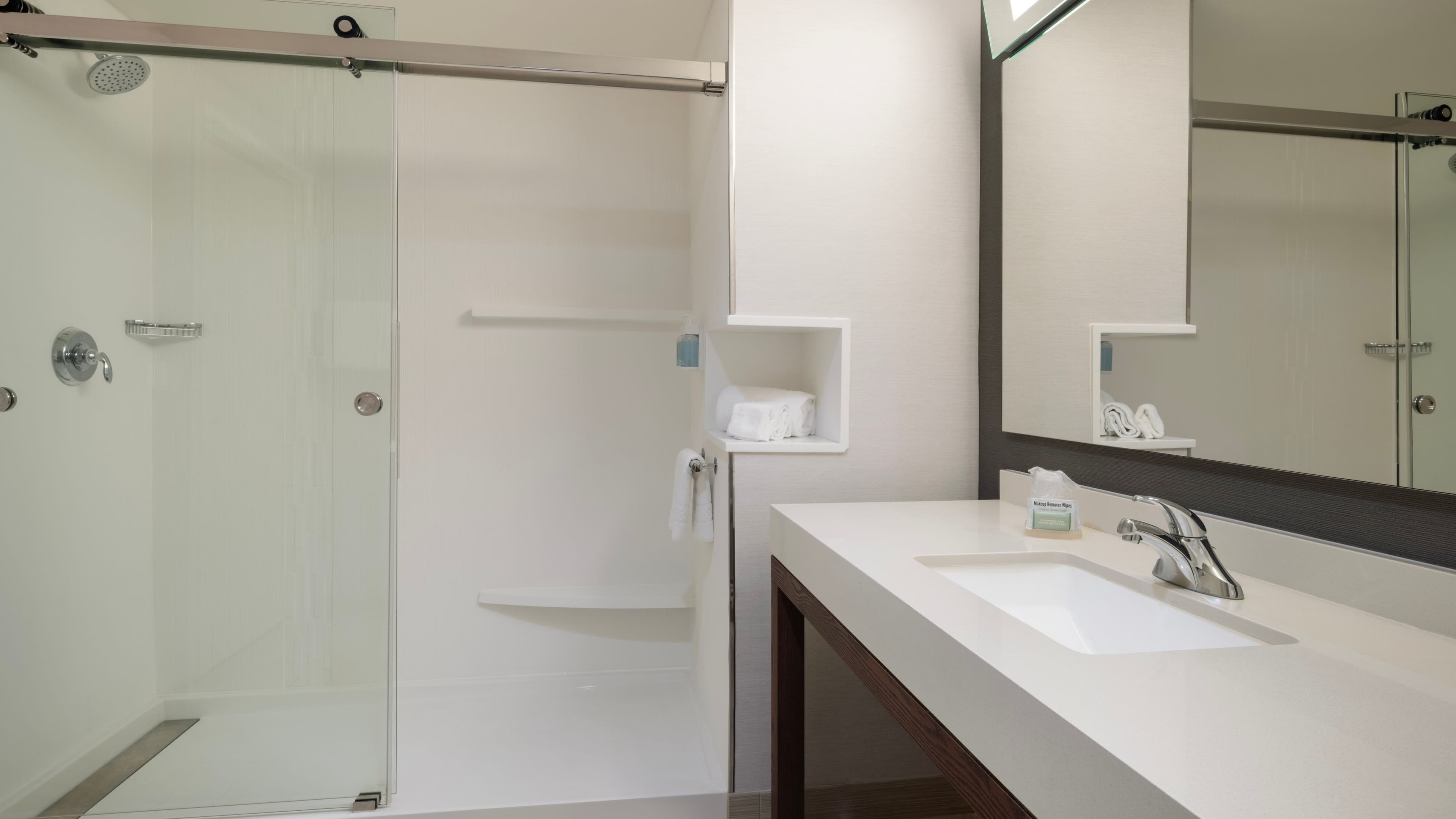 1 King Bed with Sofa - Image 7