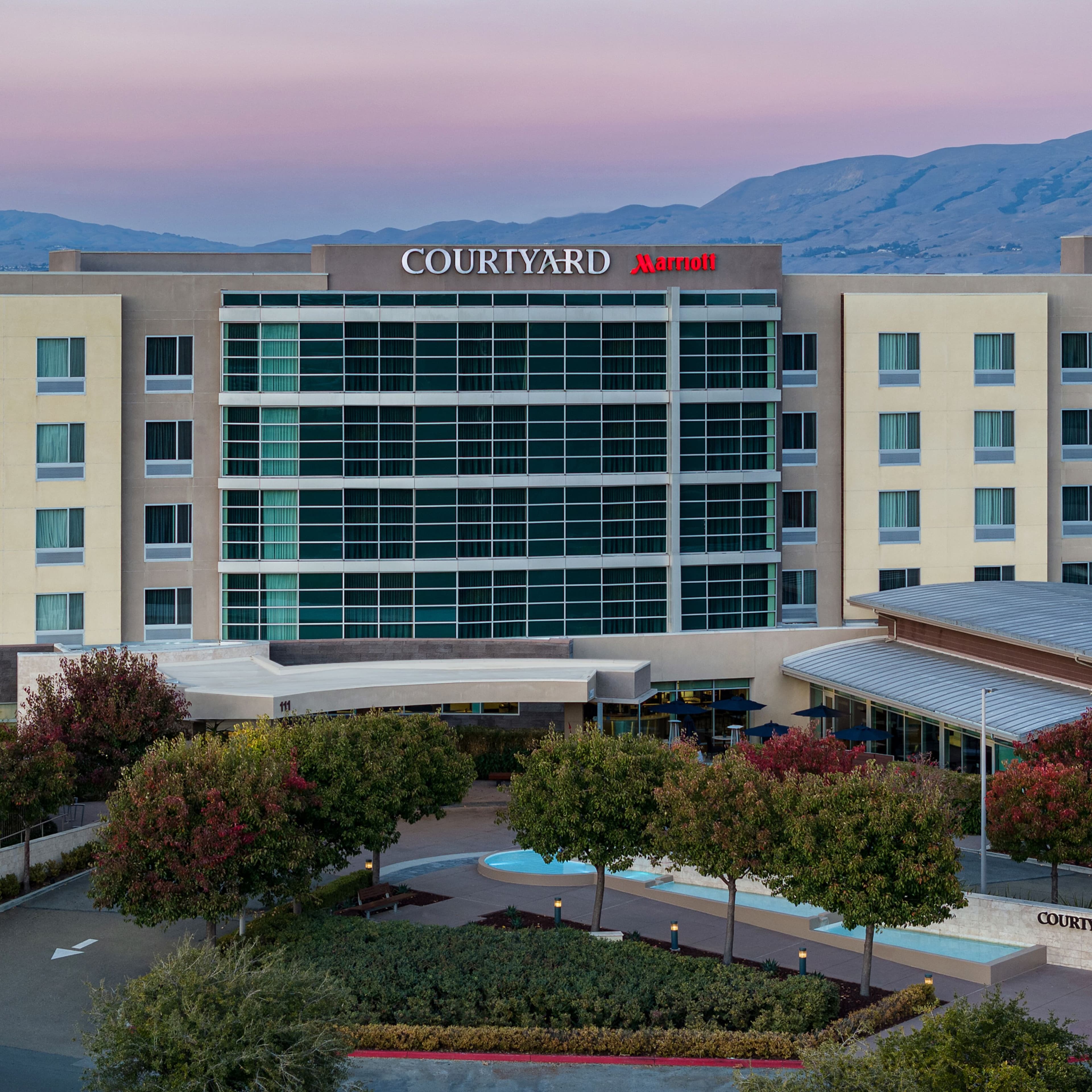 Courtyard San Jose North/Silicon Valley - Image 1