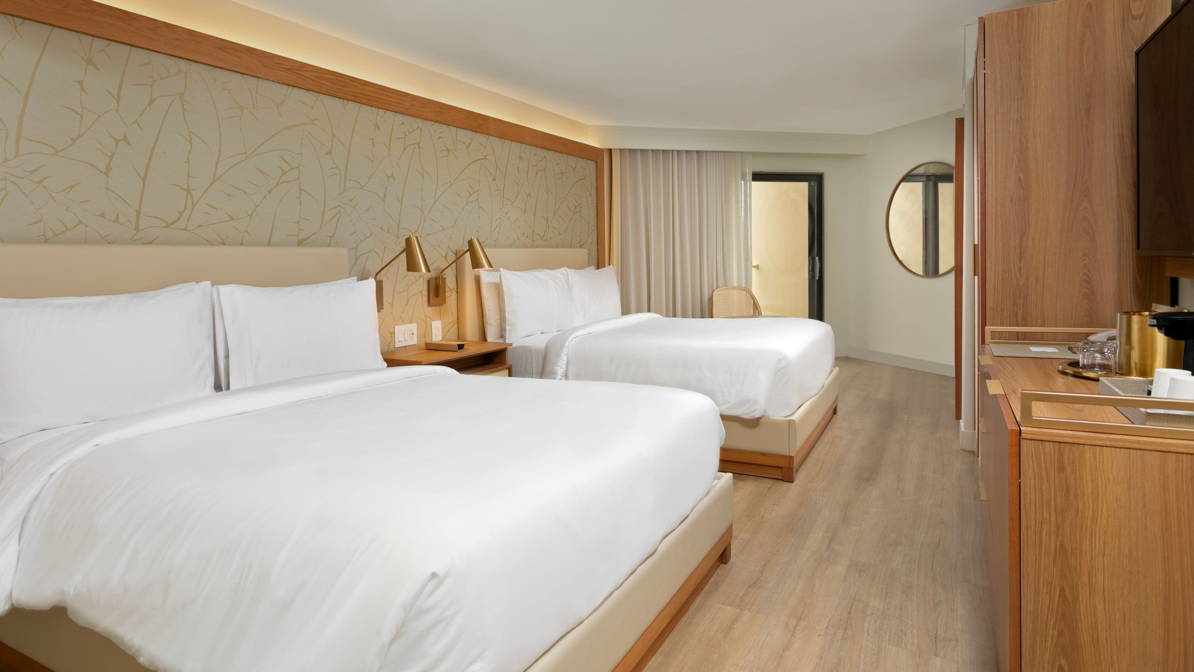 Courtyard Isla Verde Beach Resort - Image 3