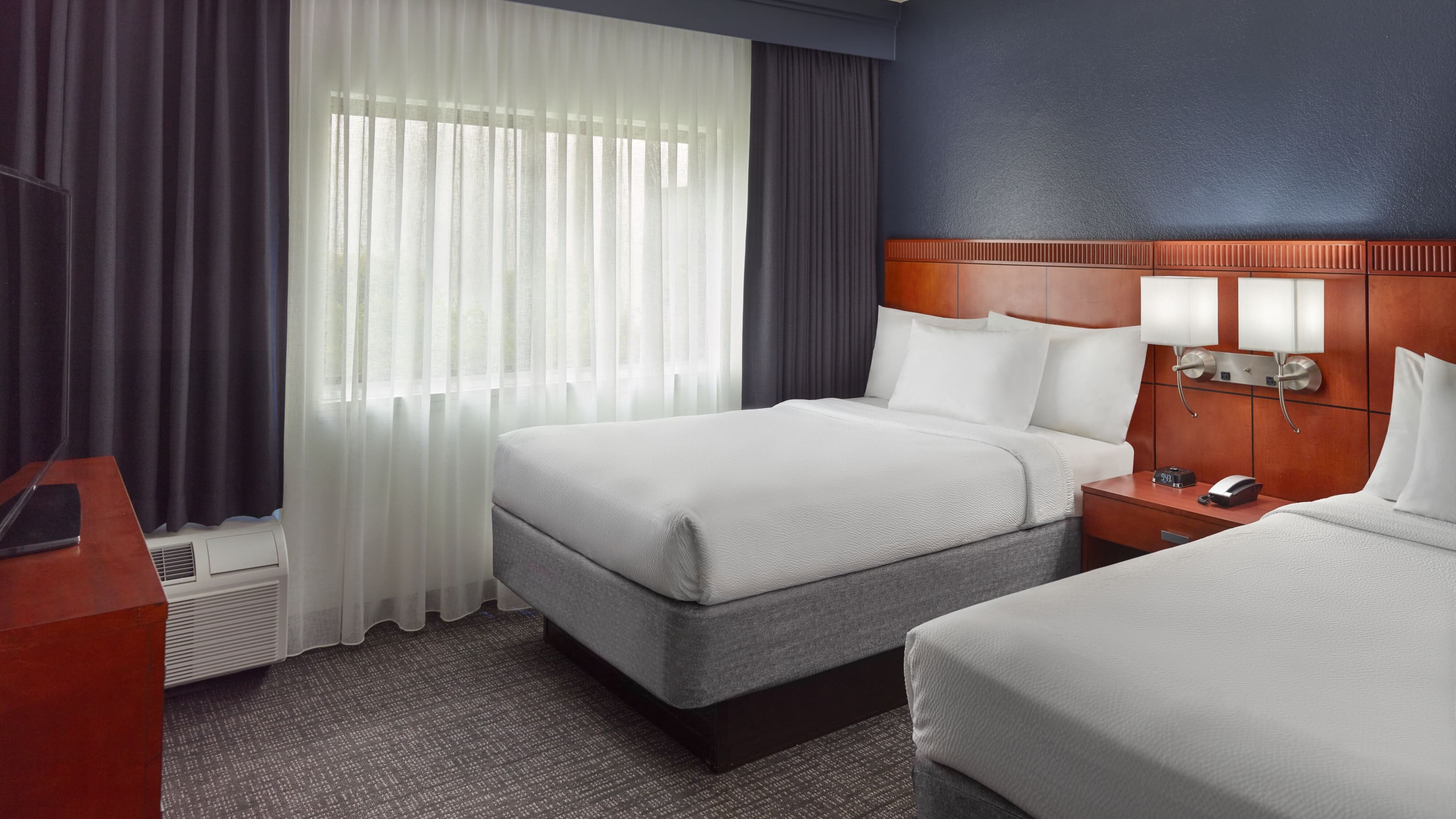 Holiday Inn Tallahassee E Capitol - Univ — 27