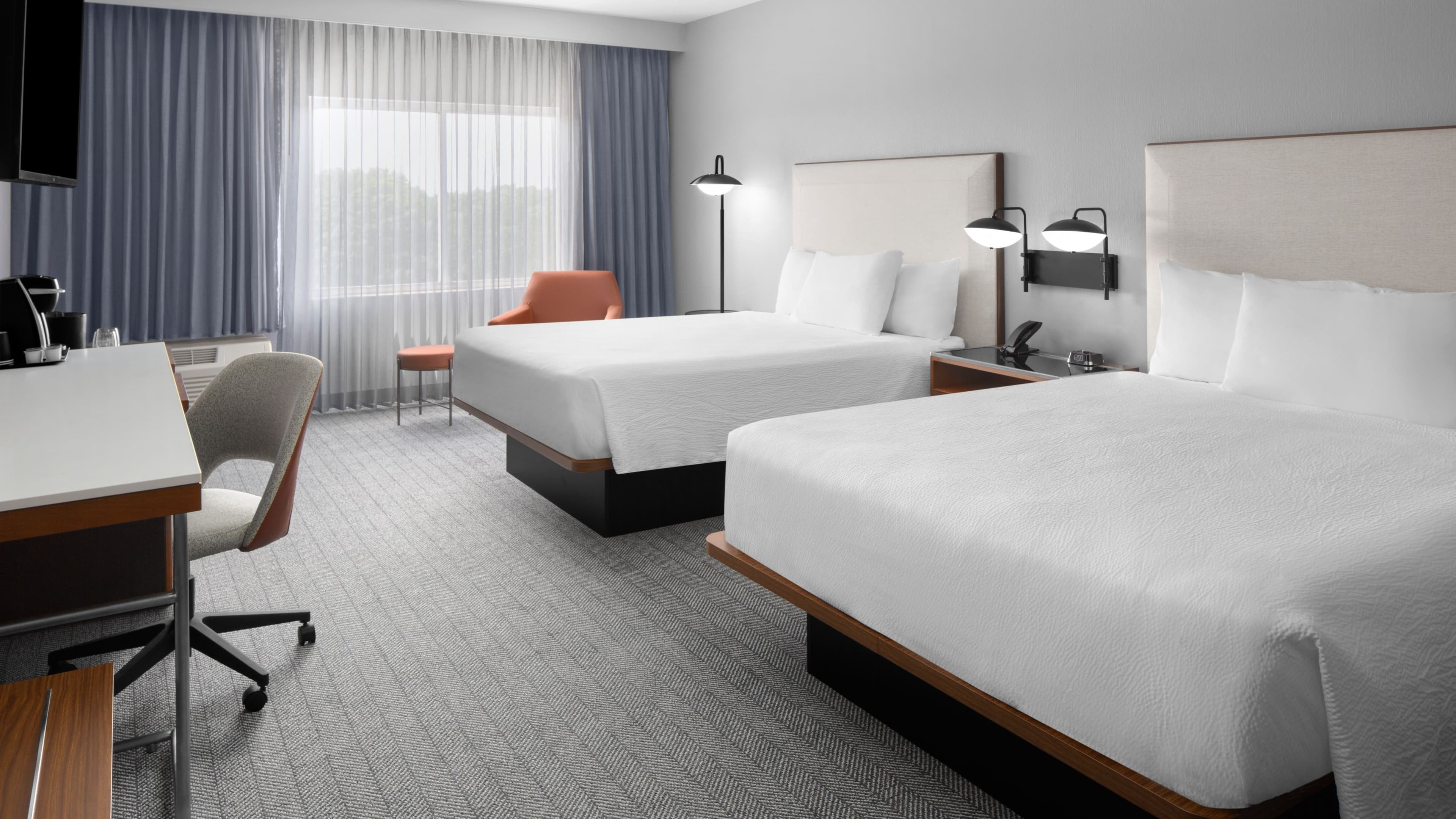 Courtyard Tampa Oldsmar — 12