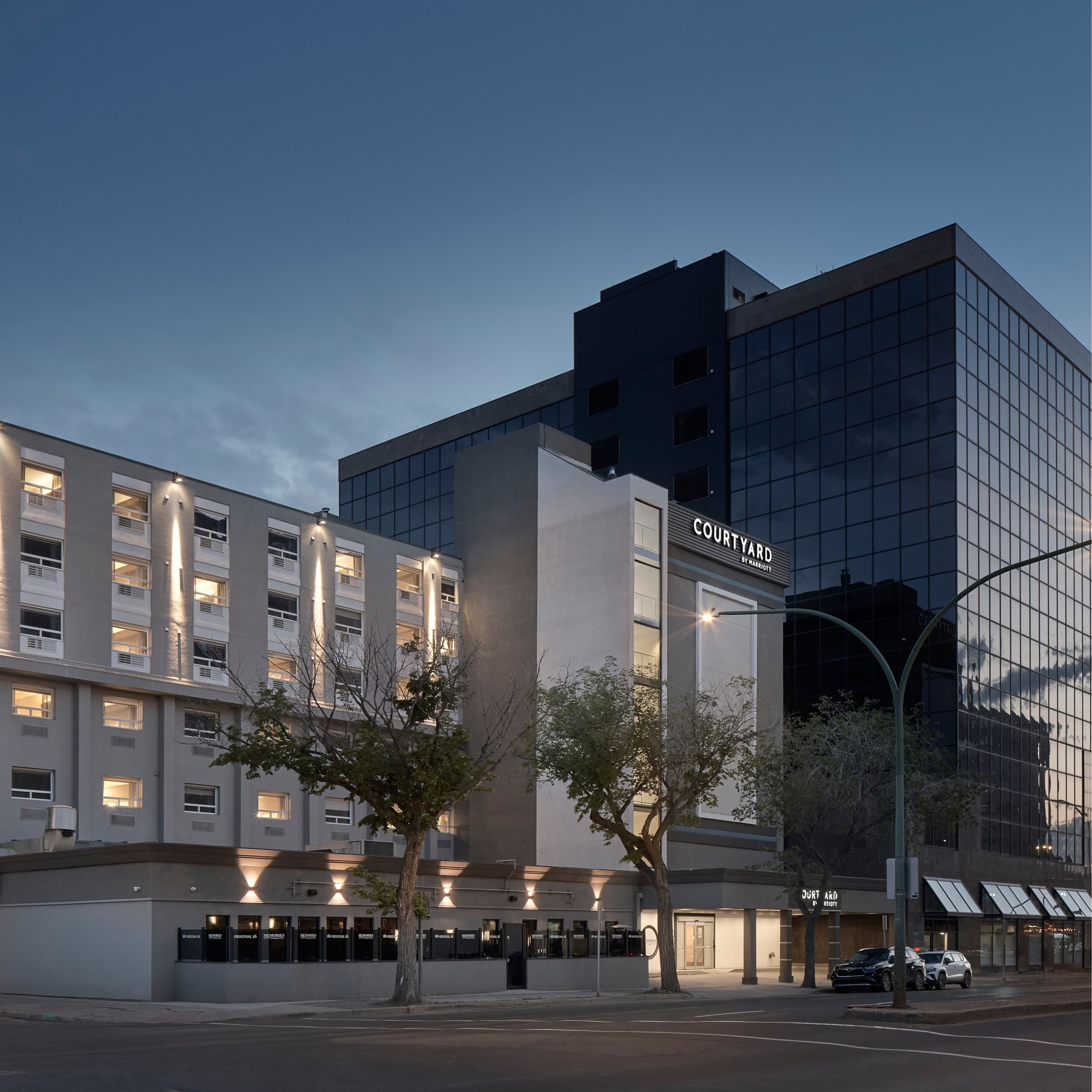 Courtyard Regina Downtown - Image 1