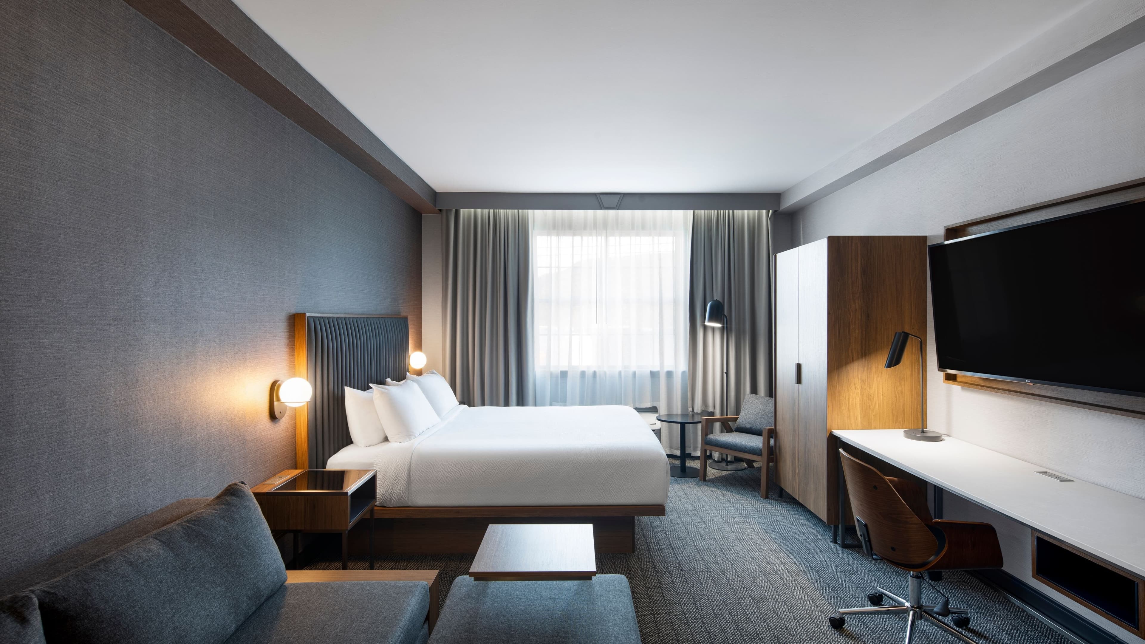 Junior Suite - Image 2