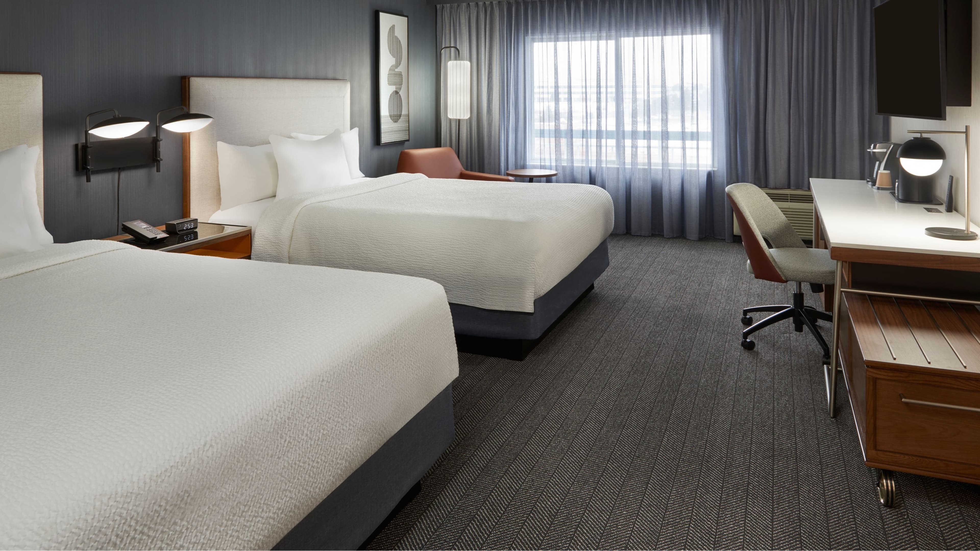 Holiday Inn Express & Suites Toronto Airport West — 35