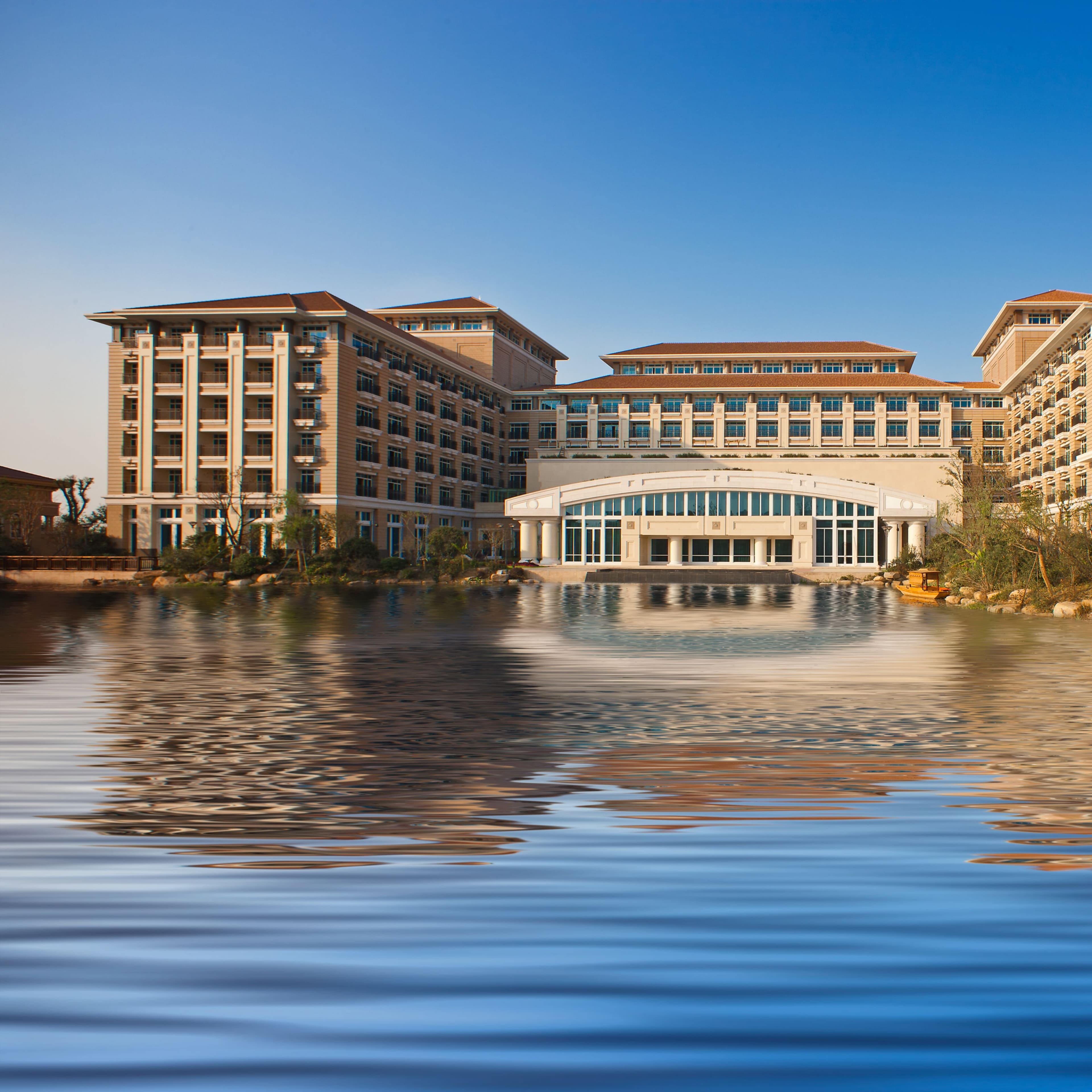 Sheraton Changzhou Wujin Hotel - Image 1