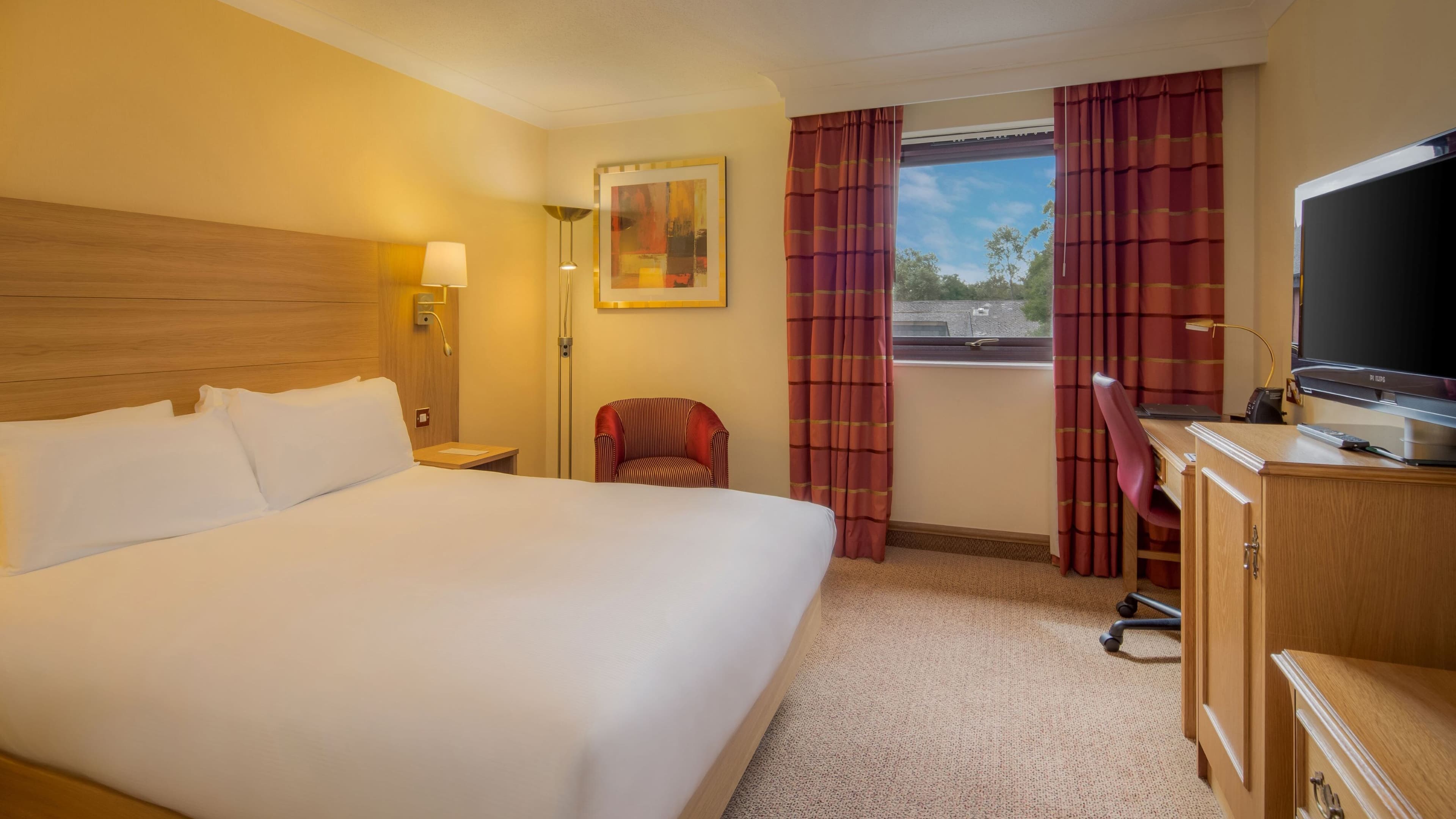 Delta Hotels Warwick - Image 2