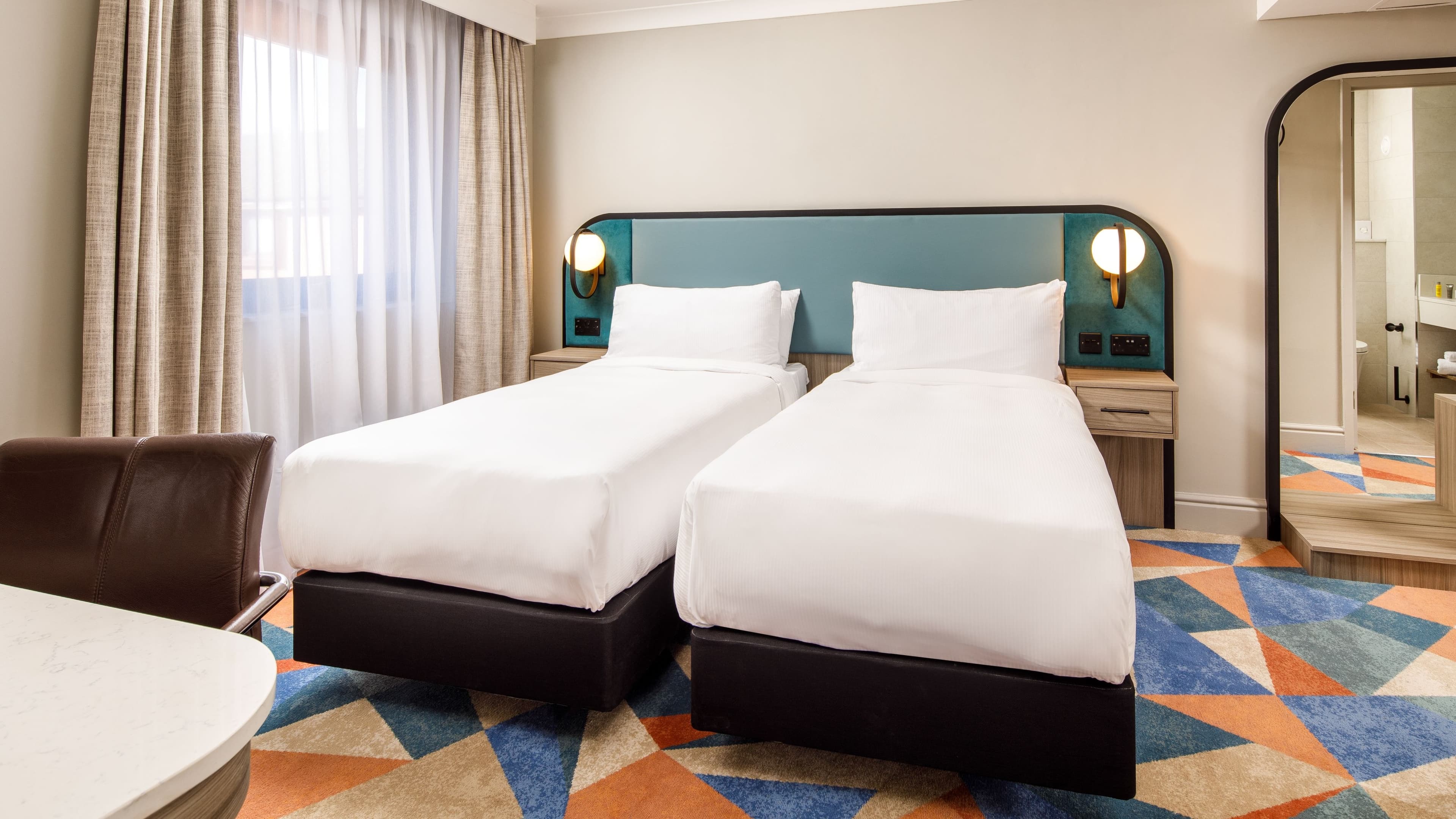 Delta Hotels Warwick — 11