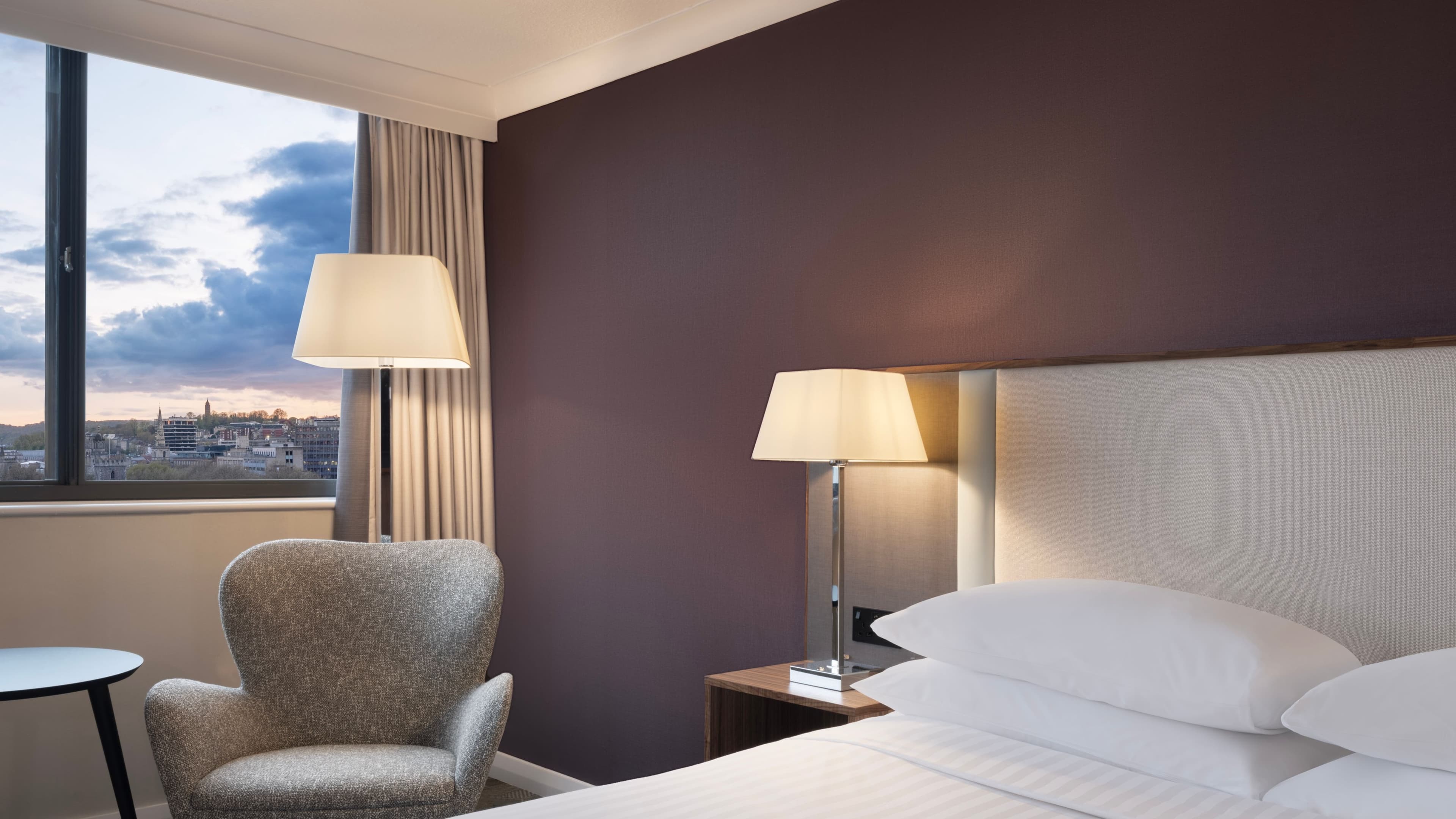 Corner Junior Suite - Image 5