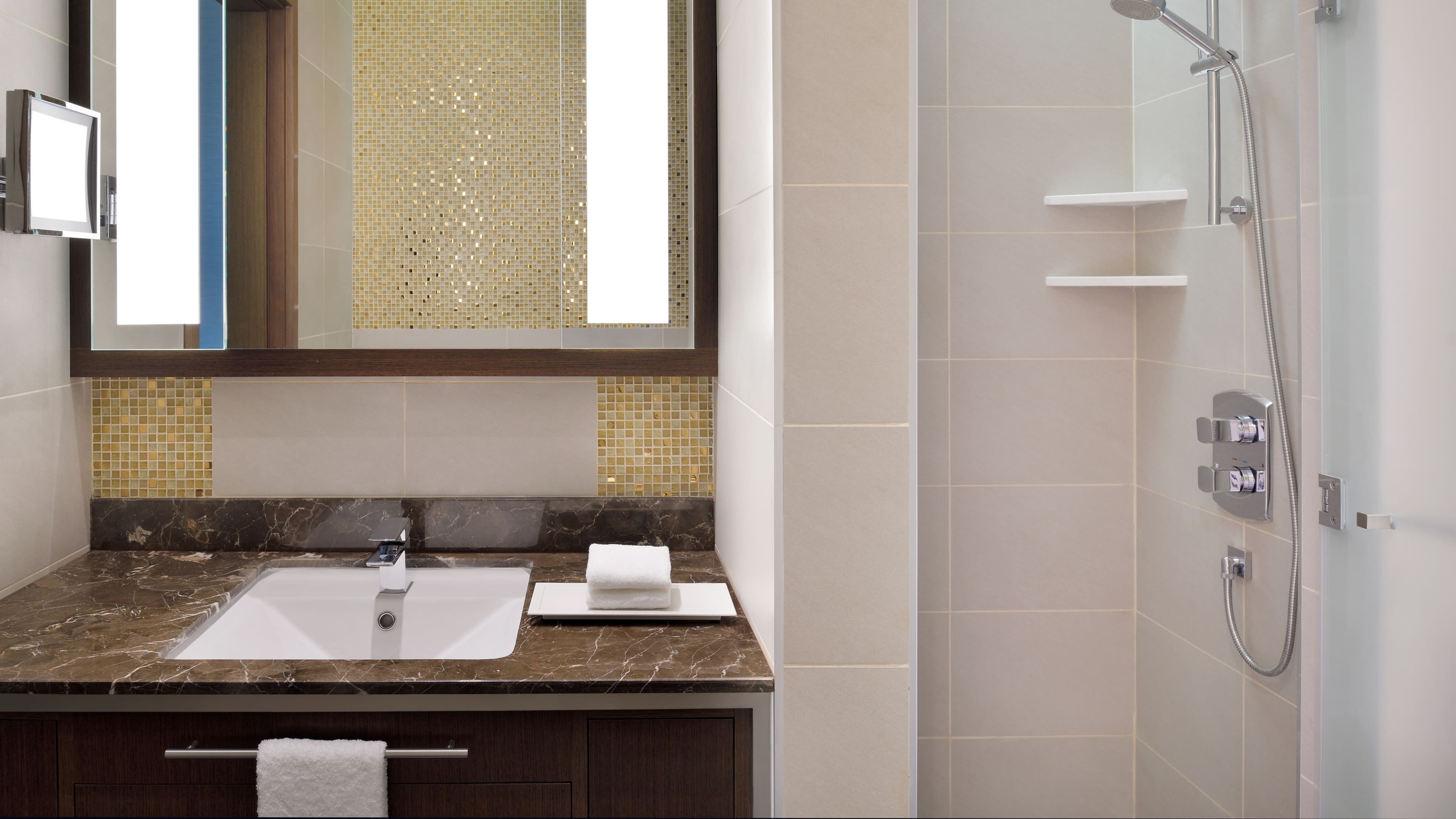 Delta Hotels City Center Doha — 27