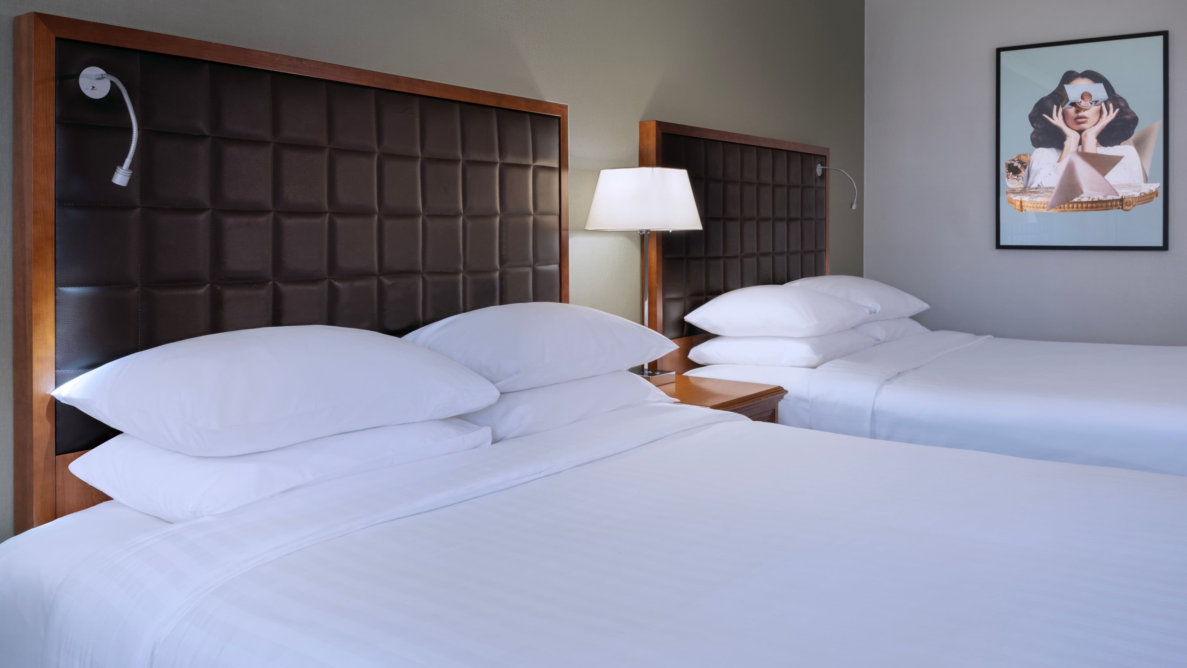 Delta Hotels Edinburgh - Image 4