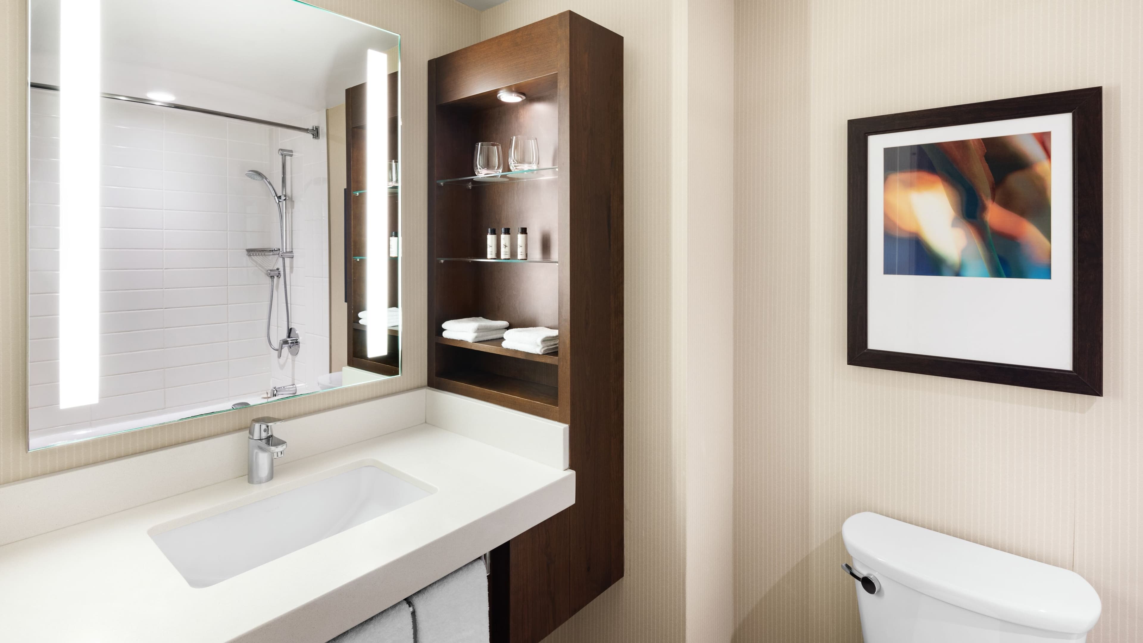Delta Hotels Edmonton South Conference Centre — 9