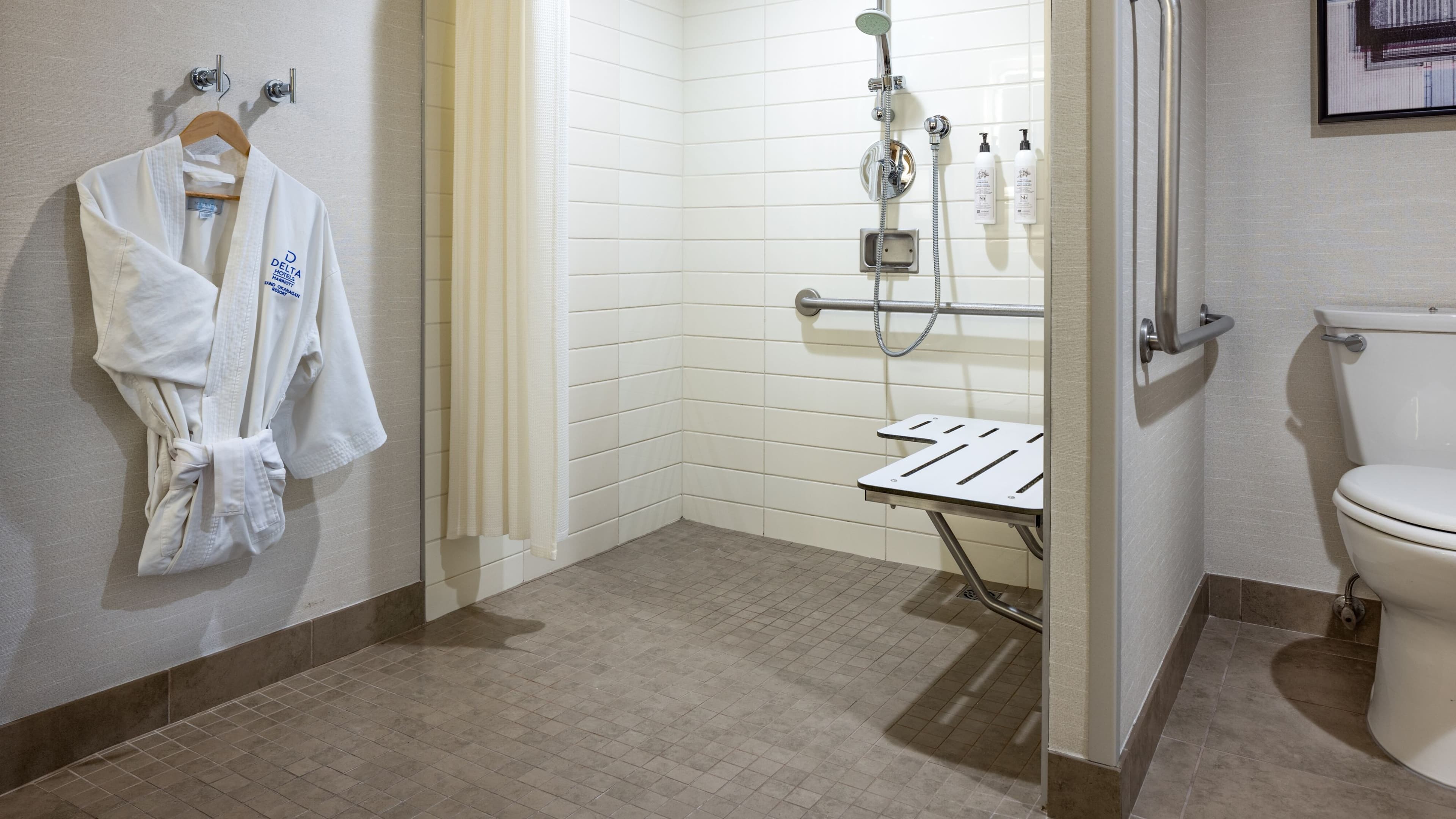 Delta Hotels Grand Okanagan Resort - Image 4