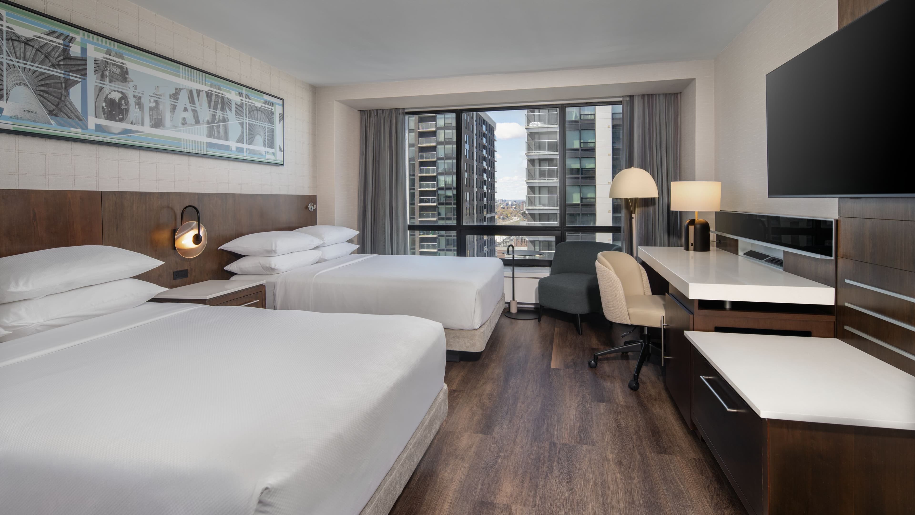 Delta Hotels Ottawa City Centre — 2