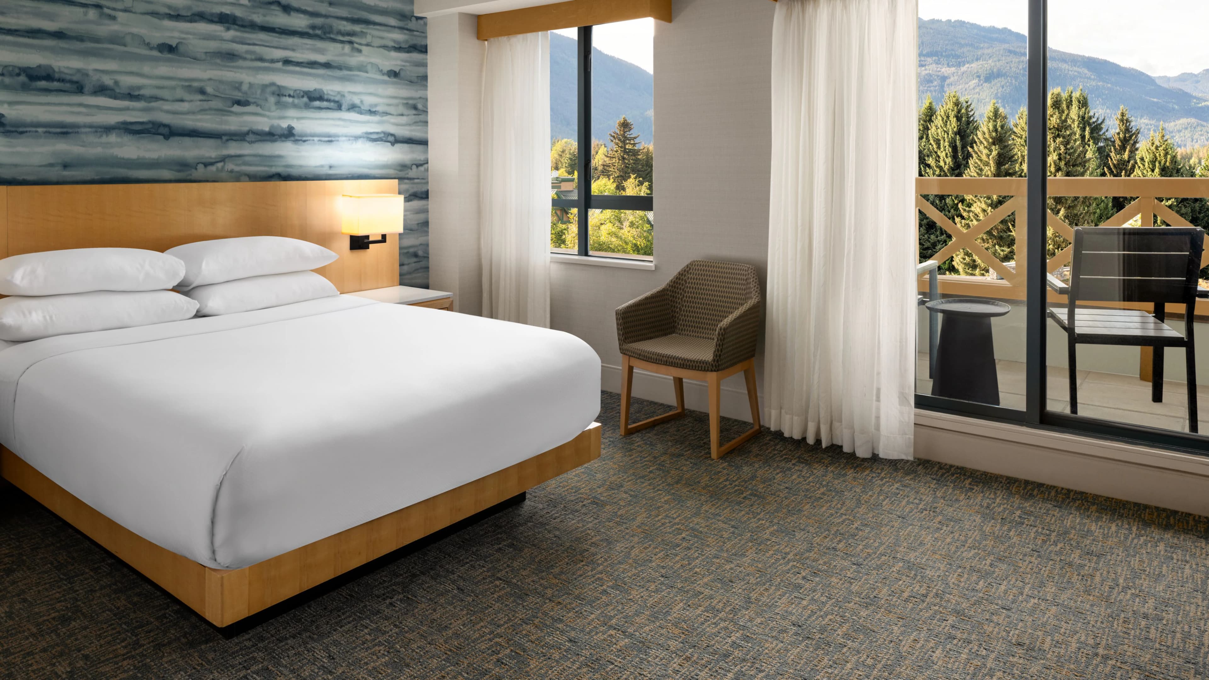 Delta Hotels Whistler Village Suites — 3