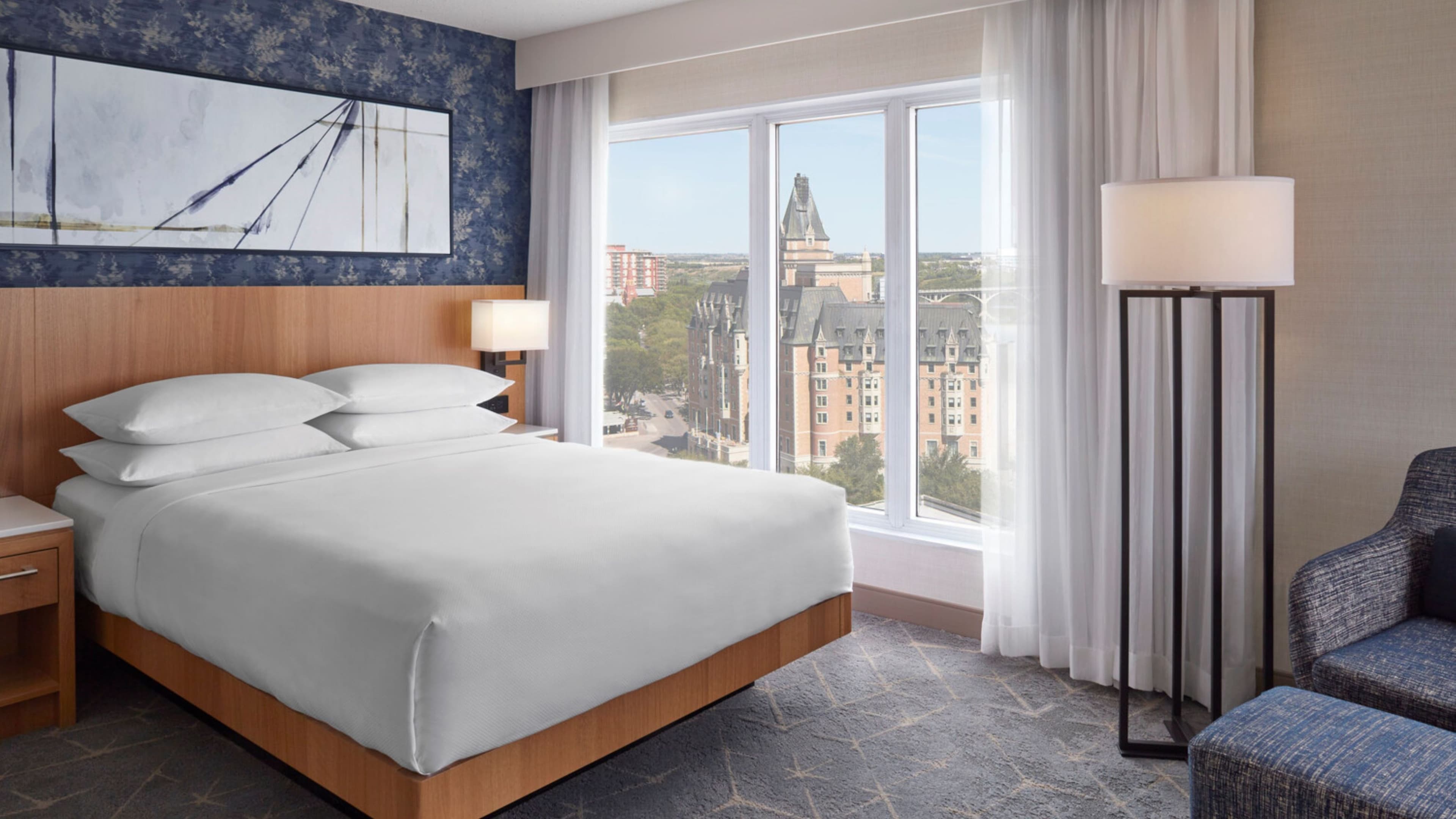 Delta Hotels Saskatoon Downtown - Image 2