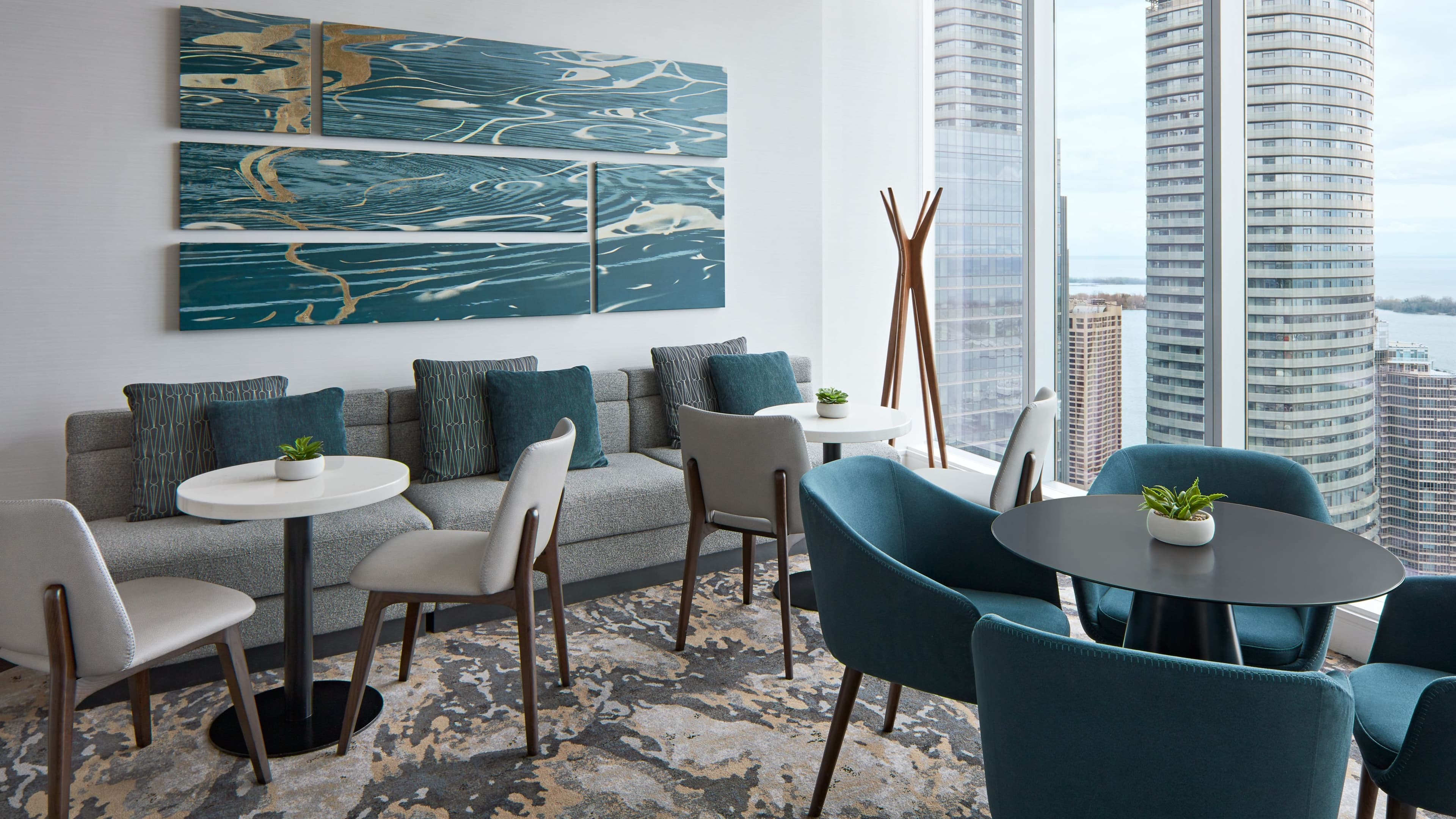 Delta Hotels Toronto — 10